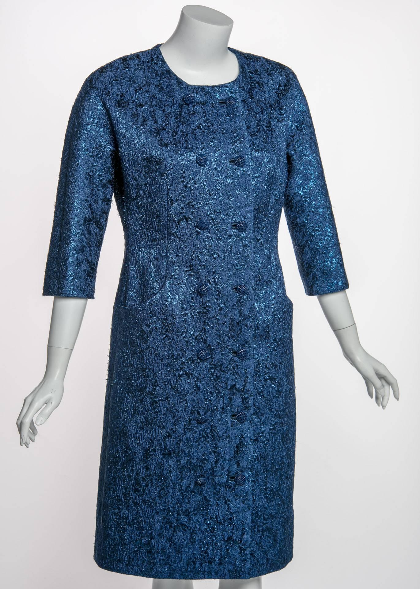 Bleu Balenciaga Manteau de soirée couture édition couture matelassé bleu saphir à couture princesse en vente