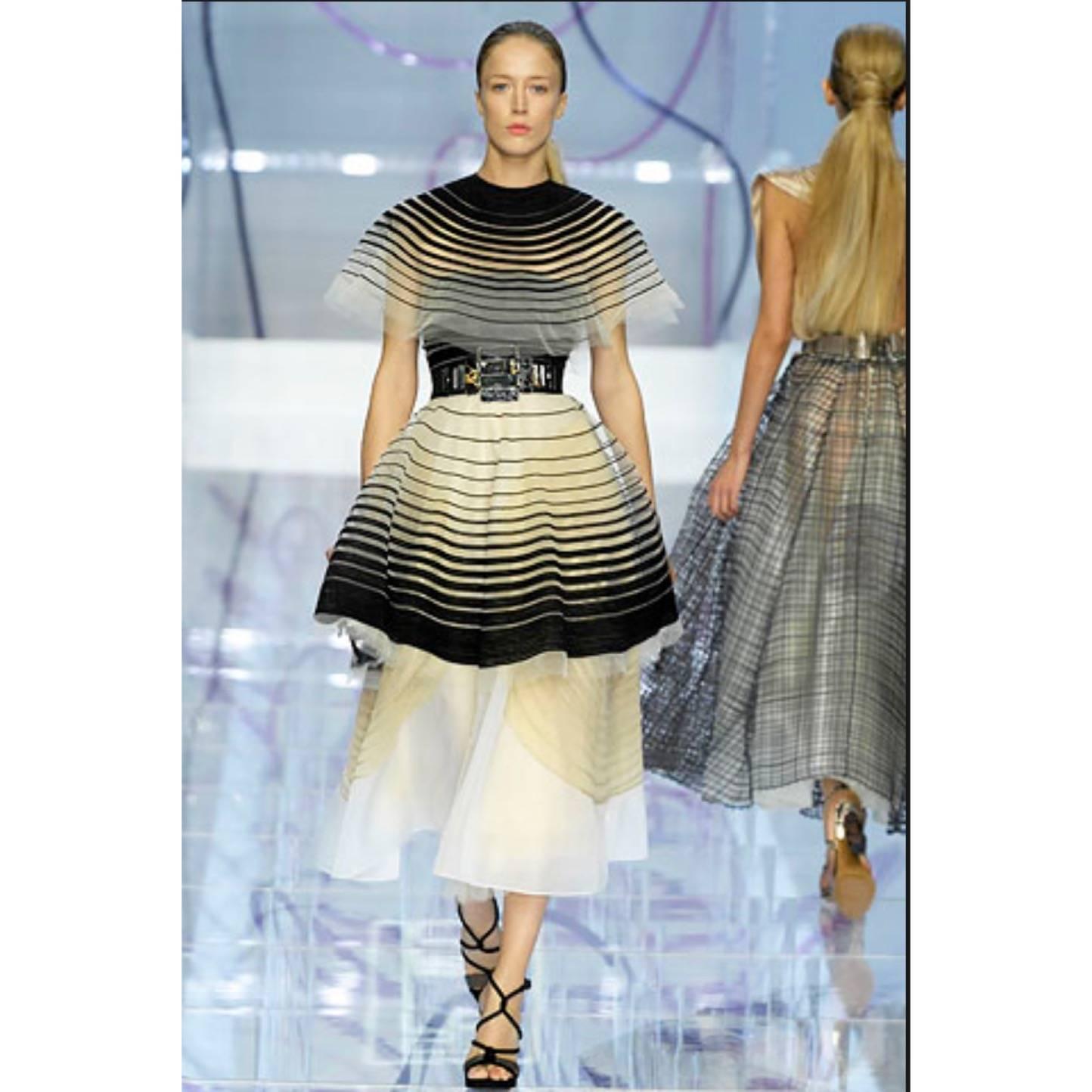 Beige Fendi Karl Lagerfeld S/S 2008 Runway Black Cut Out Suede Dress Cape Skirt Set en vente