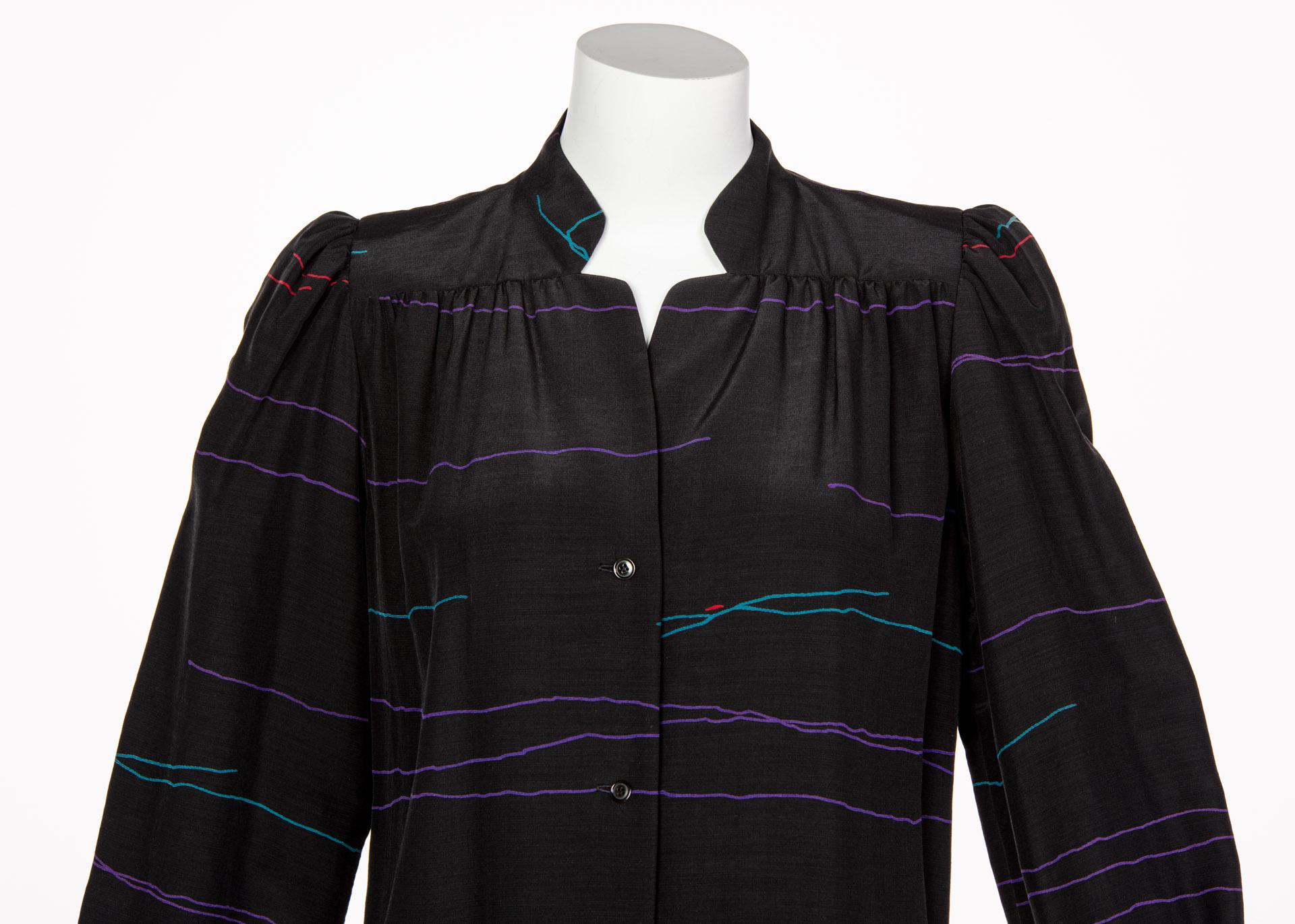 Women's Vintage Halston Black Abstract Striped Silk Dress Coat, 1970s For Sale