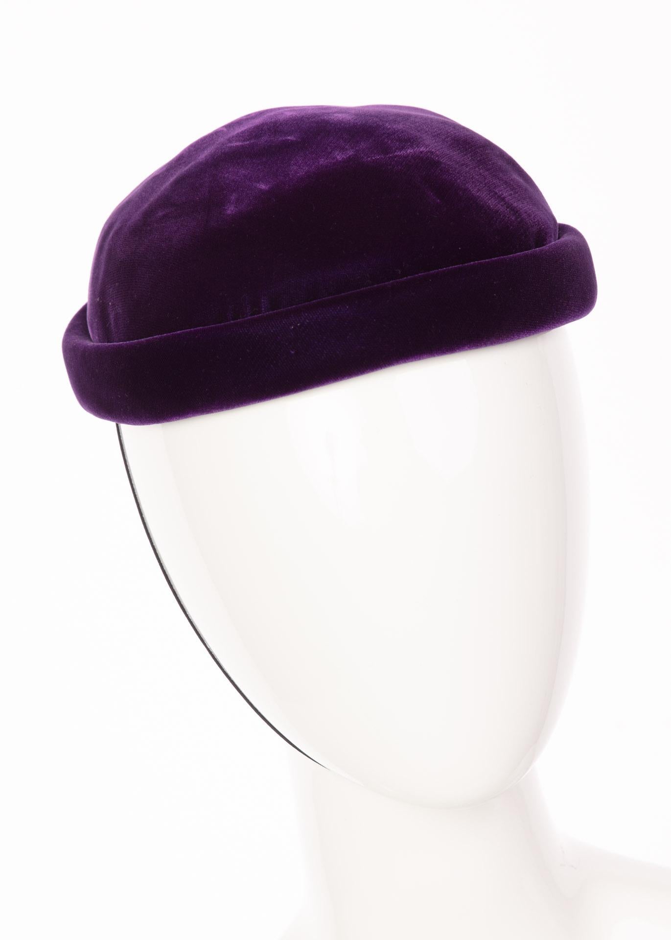 Women's Givenchy Amethyst Purple Velvet Bumper Hat, 1970s  For Sale