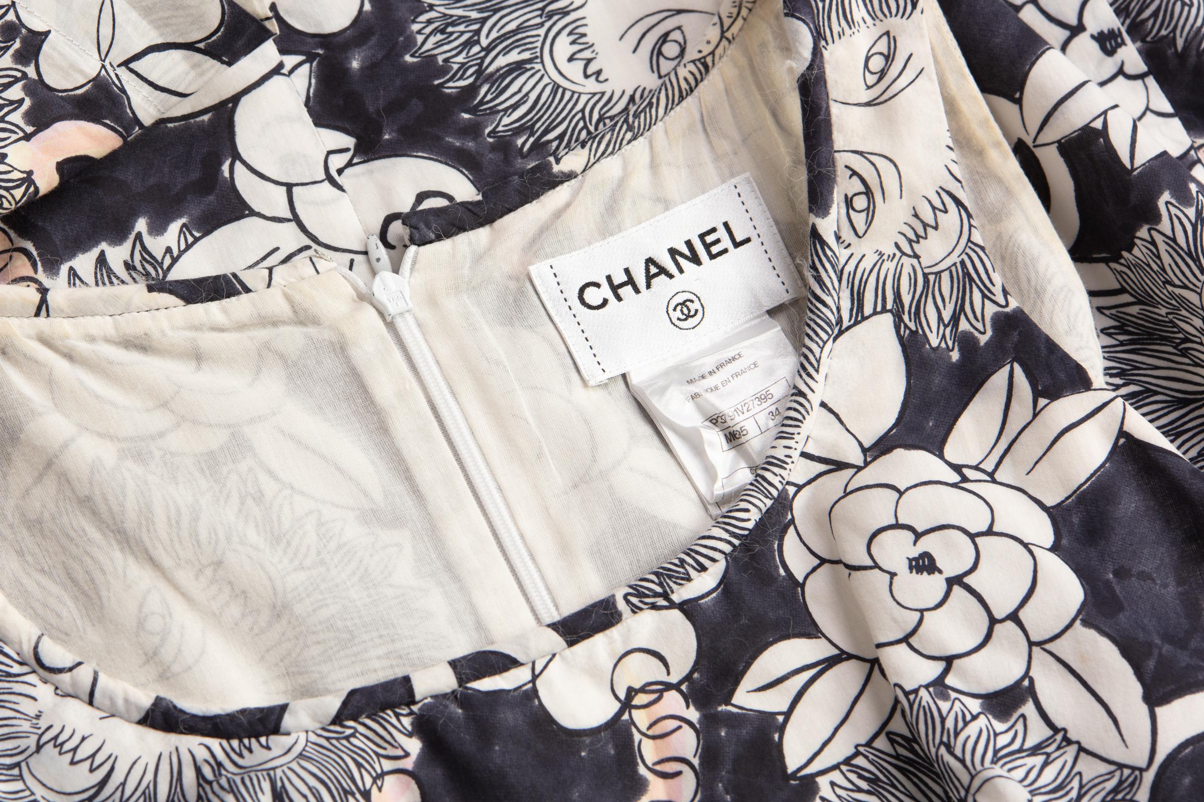 Chanel Lion Camellia Logo Sleeveless Mini Shift Dress In Excellent Condition In Boca Raton, FL