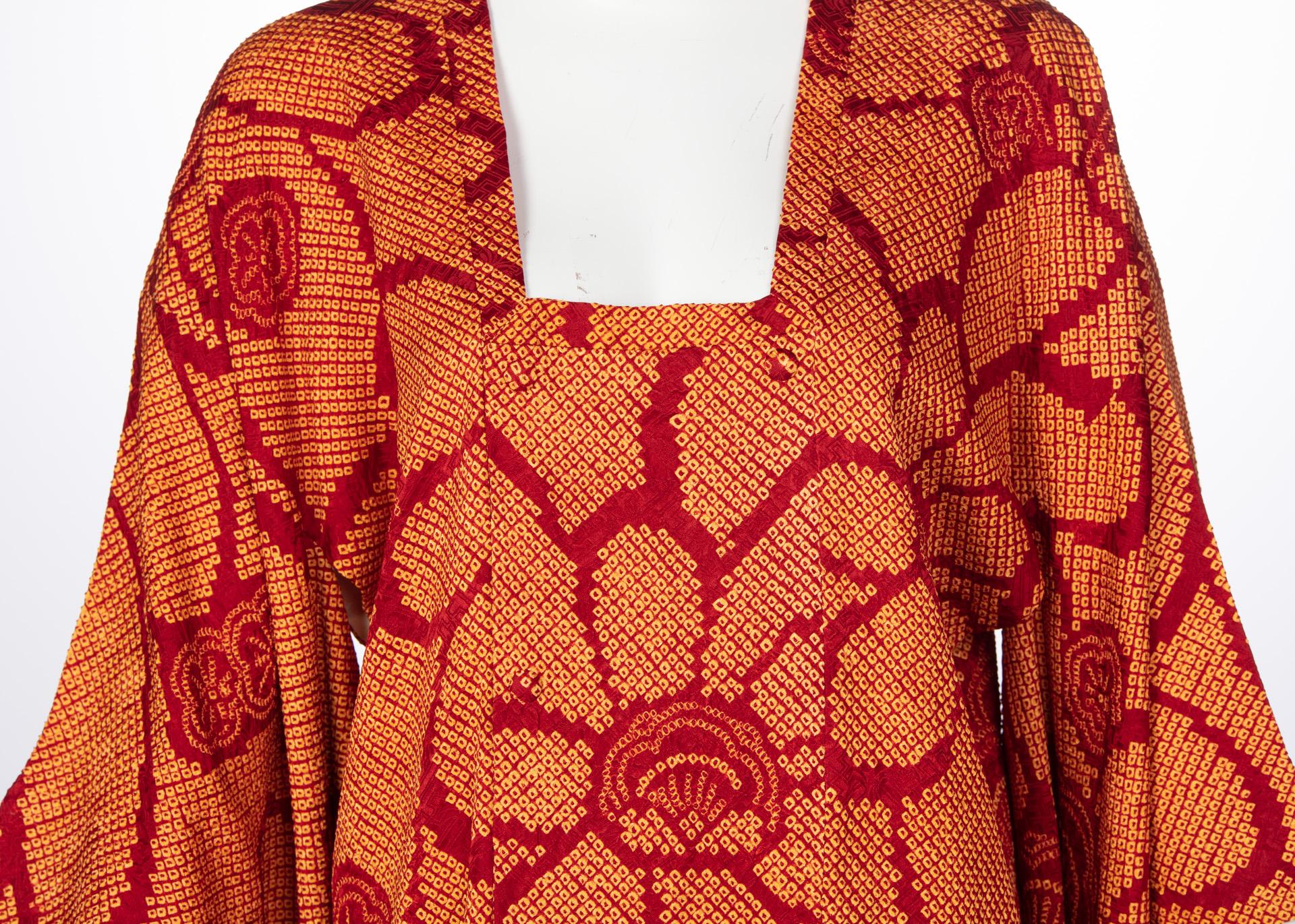 Women's  Vintage Silk Shibori Garnet Red Orange Floral Japanese Kimono Jacket Top