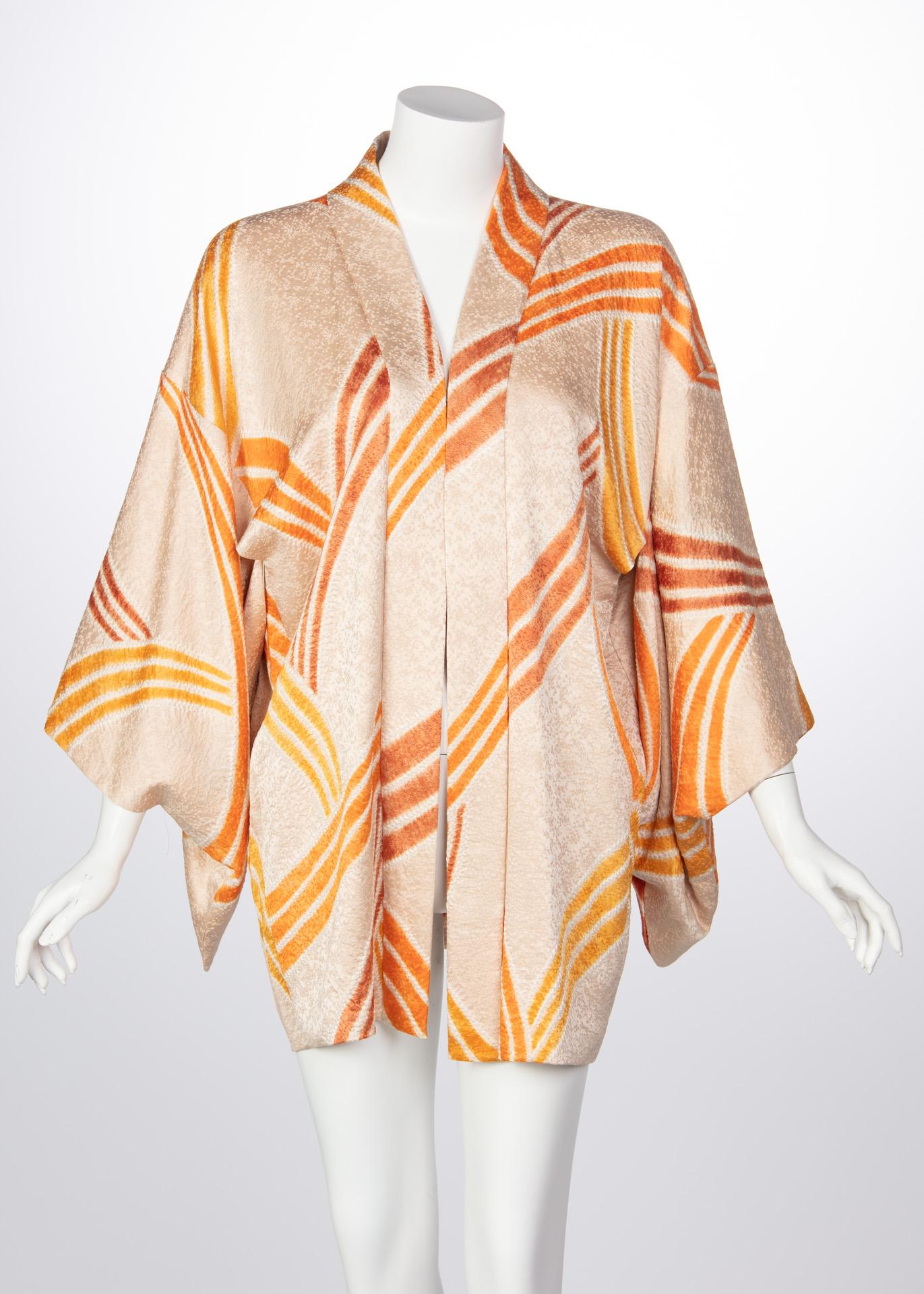 White Vintage Silk Cream and Gold Shibori Bamboo Print Reversible Kimono Jacket For Sale