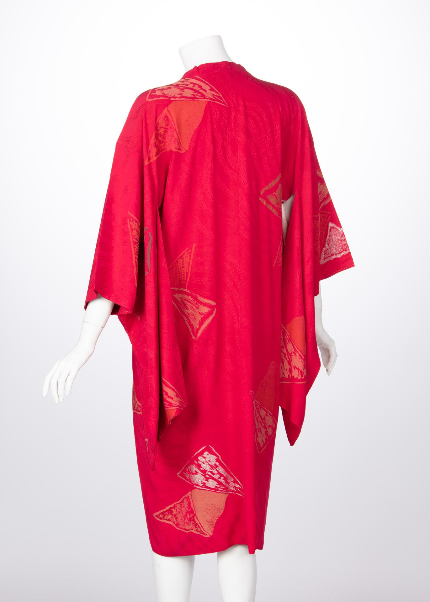 Vintage Japanese Silk Magenta Metallic Michiyuki Kimono Jacket Dress In Excellent Condition In Boca Raton, FL