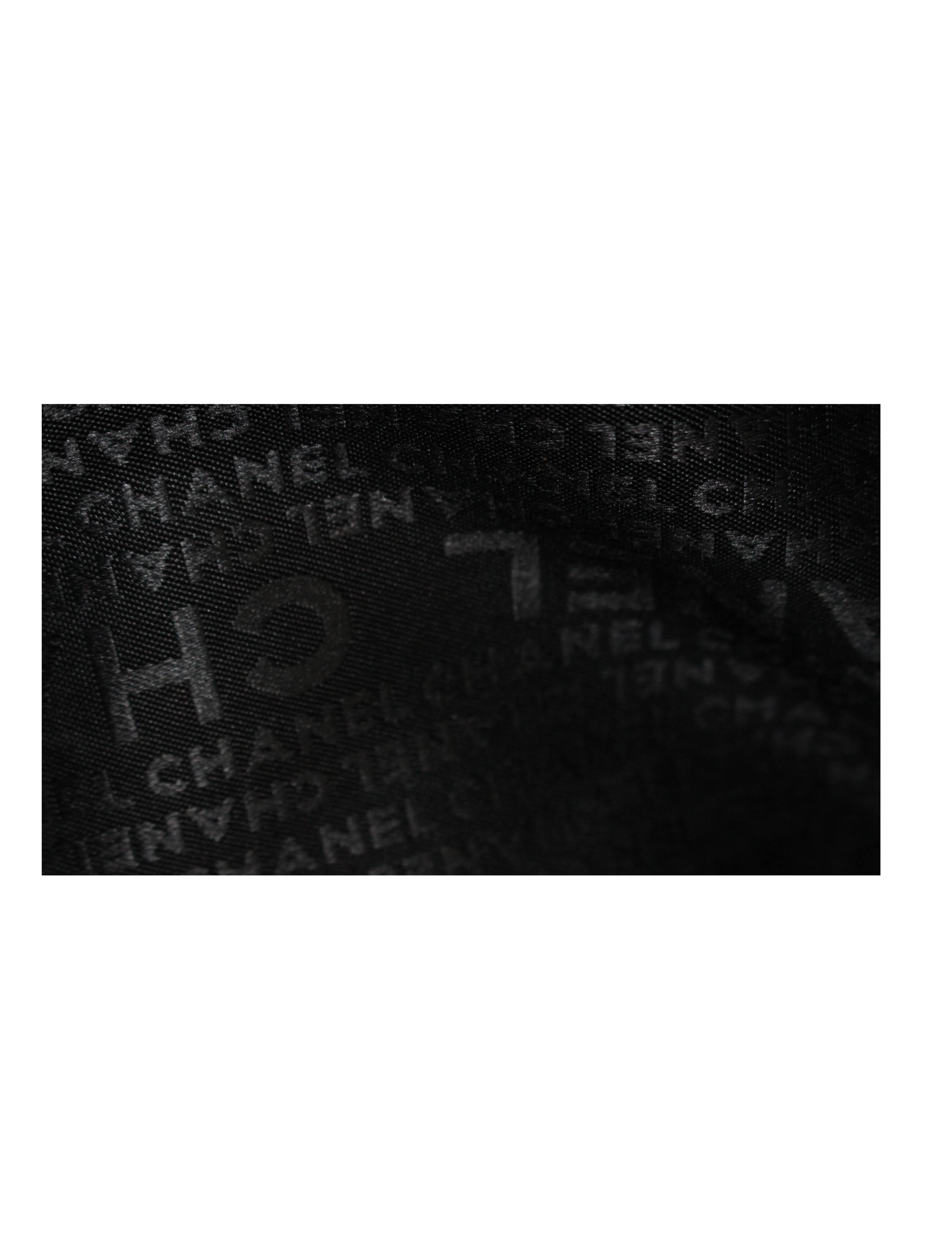 Chanel Precious Symbols Needlepoint Gold Chain Shoulder Bag In Excellent Condition In Boca Raton, FL