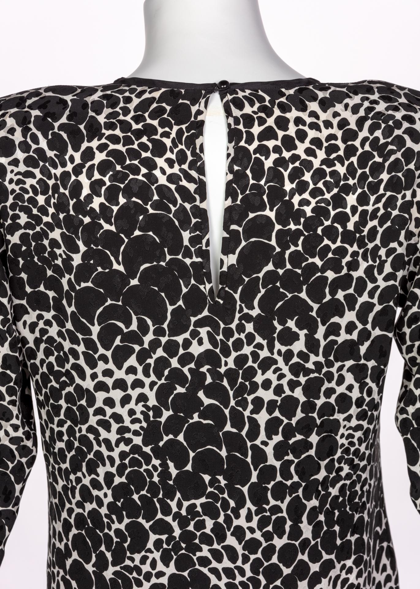 Yves Saint Laurent YSL Black White Silk Print Blouse Top, 1970s For Sale 1