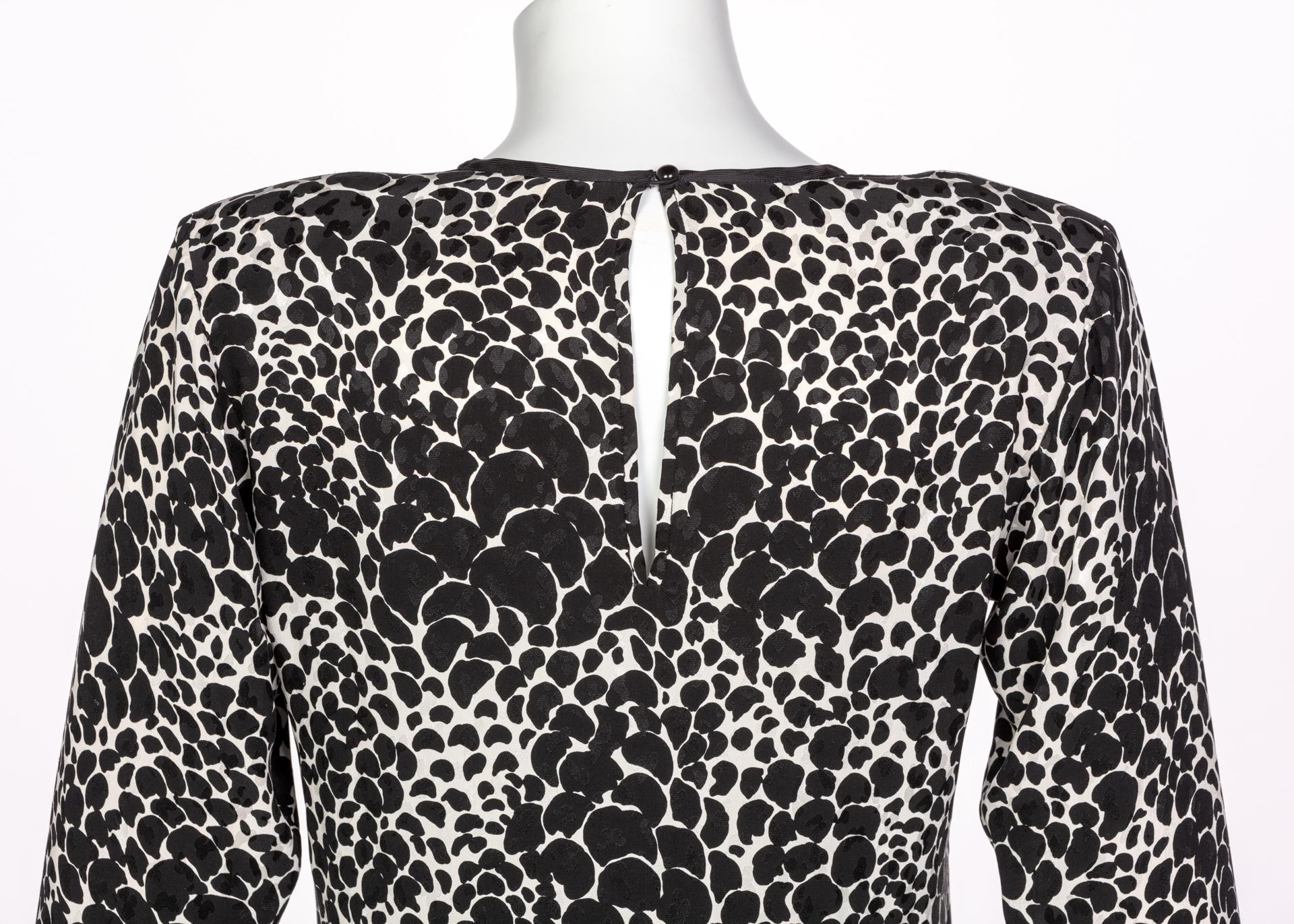 Yves Saint Laurent YSL Black White Silk Print Blouse Top, 1970s For Sale 4