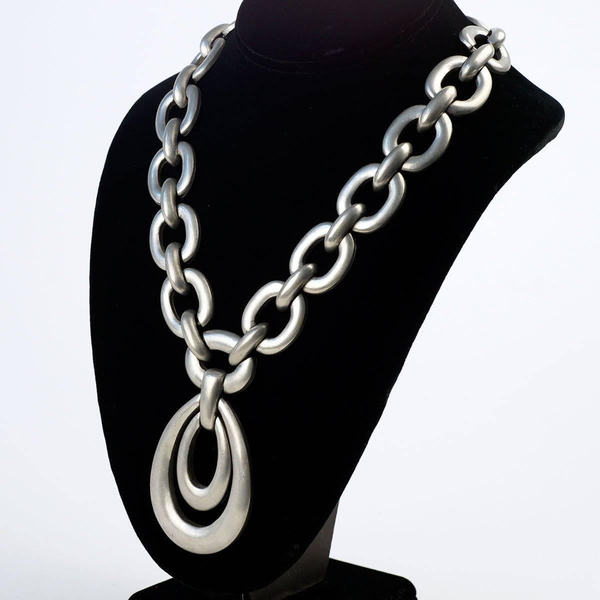 metal chain necklaces