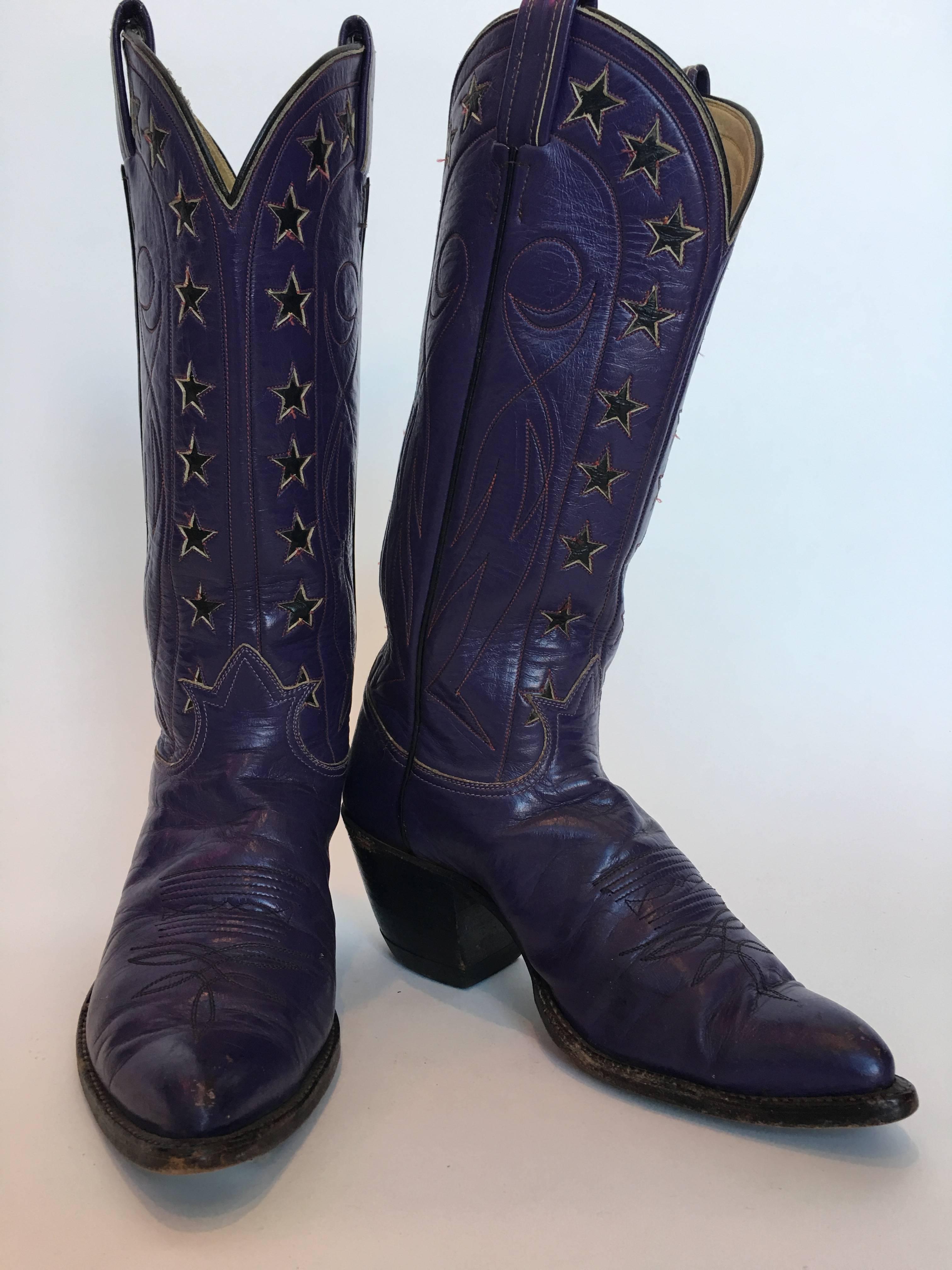 classic lavender cowboy boots