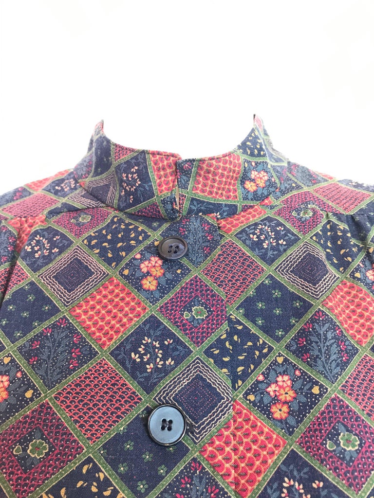 Women's or Men's 1970s Givenchy Button Front Diamond Floral Print Wool Dress with Nehru Collar For Sale