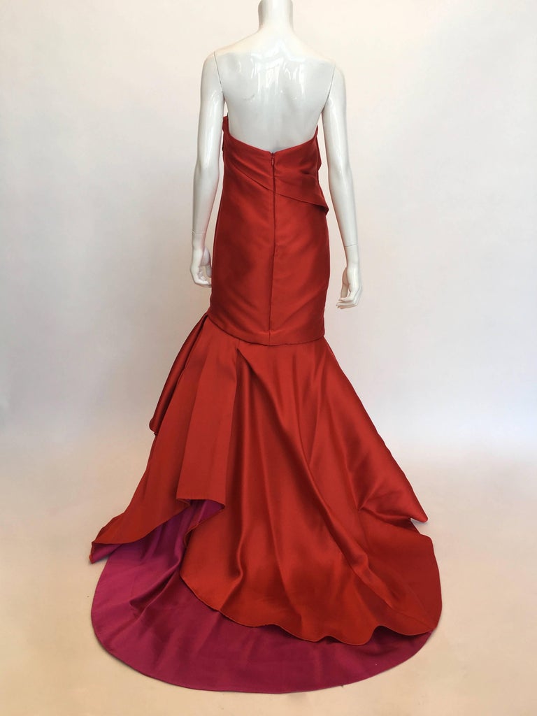 monique lhuillier red gown