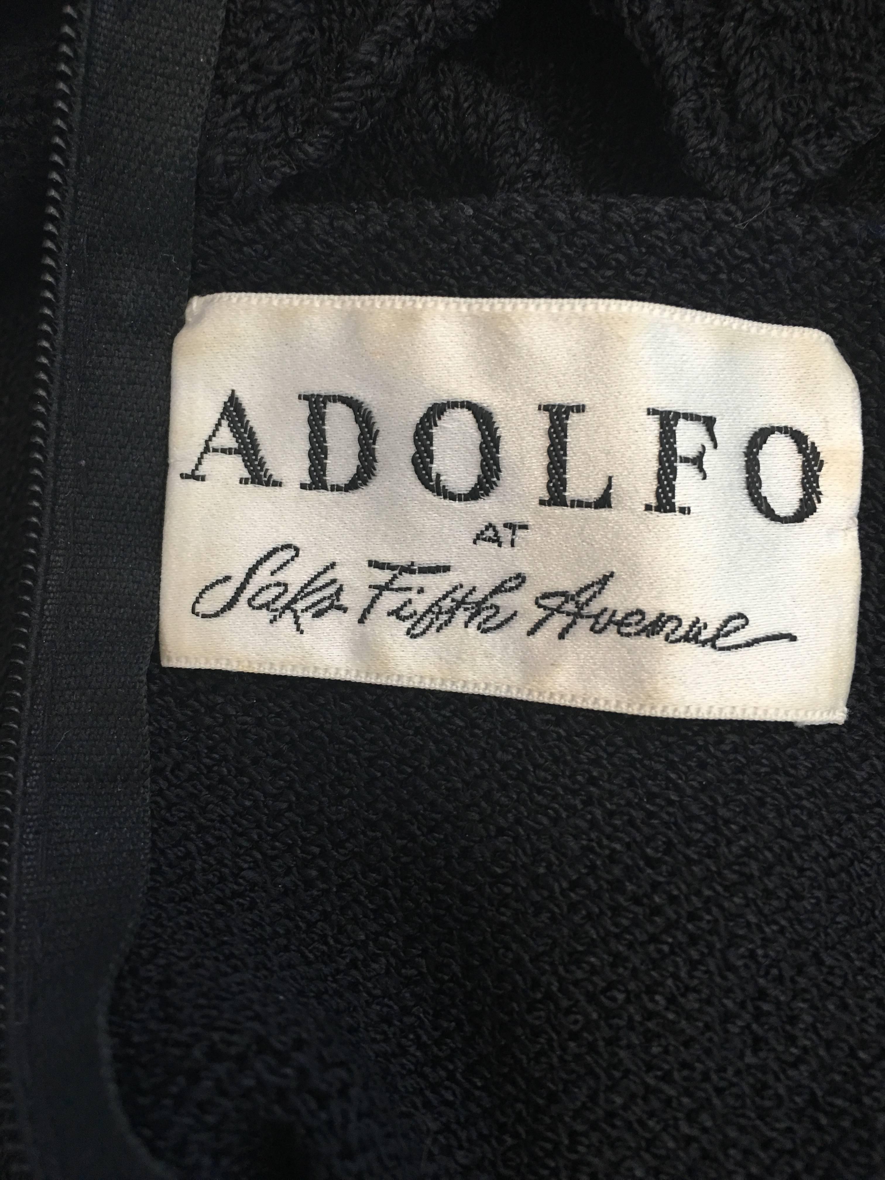Adolfo chez Saks Fifth Avenue - Robe treillis en maille noire, 1970  en vente 1