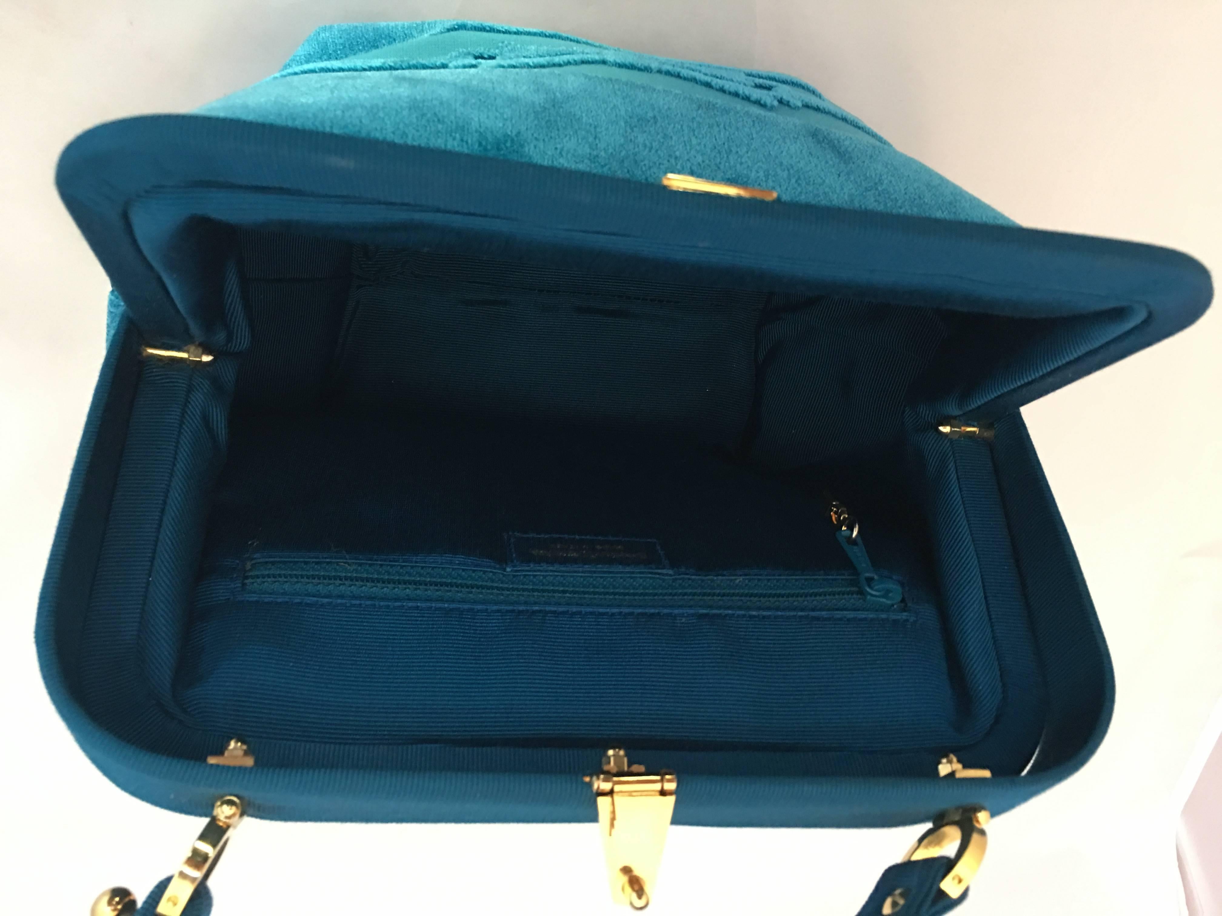 Women's or Men's  Roberta di Camerino 1990's Turquoise Velvet Handbag