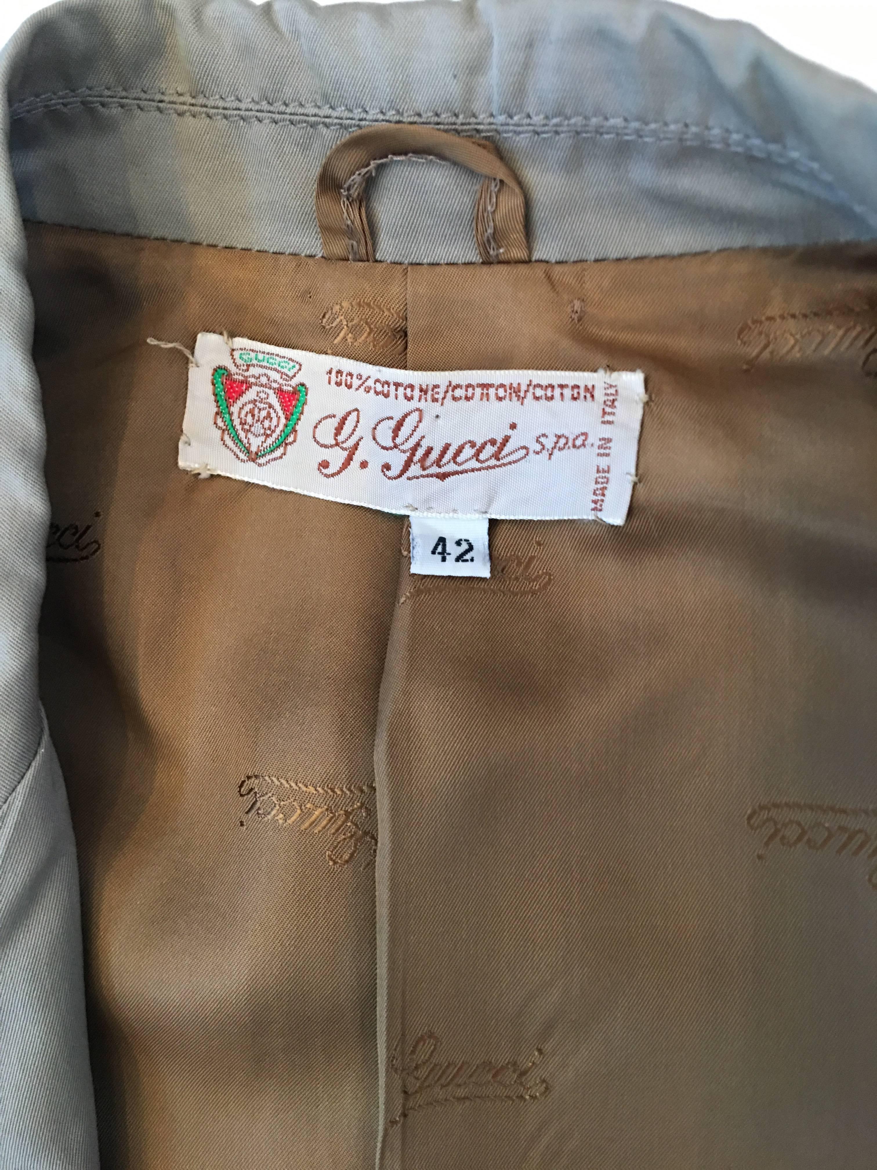 Gucci Vintage Khaki Blazer  In Good Condition For Sale In Los Angeles, CA