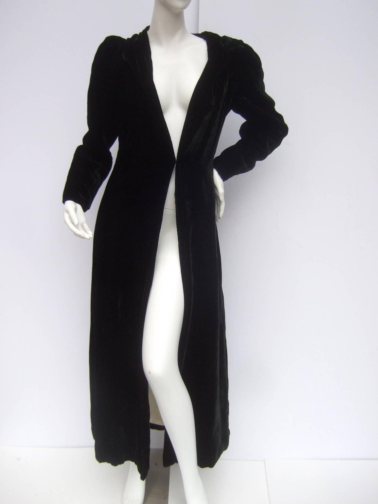 Dramatic Black Silk Velvet Hooded Evening Coat c 1960 2