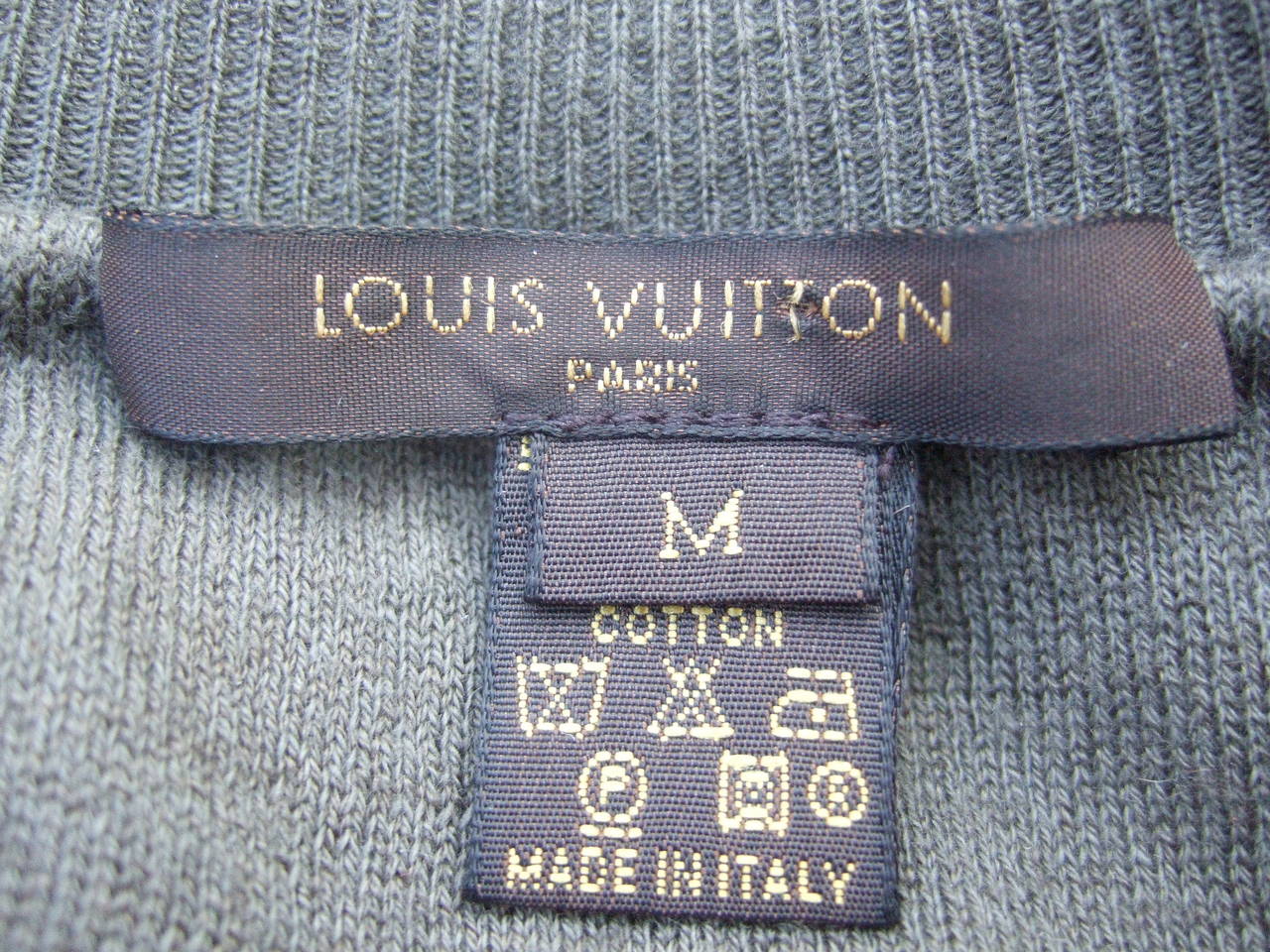 Louis Vuitton Cashmere & Cotton Knit Top Made in Italy Size M In Excellent Condition In University City, MO