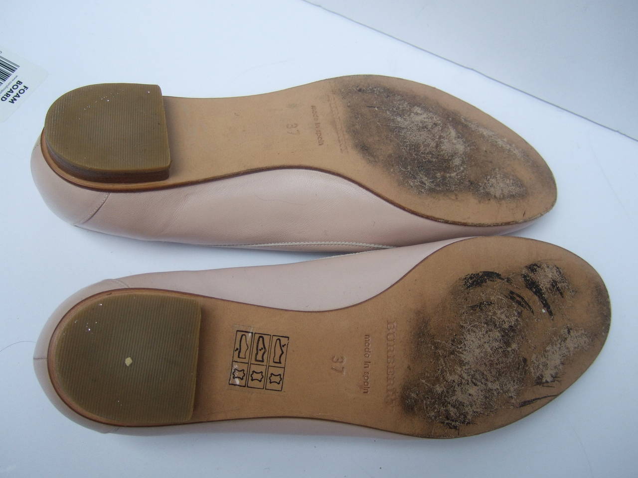 Women's Burberry Blush Pink Leather Ballet Style Flats Size 37