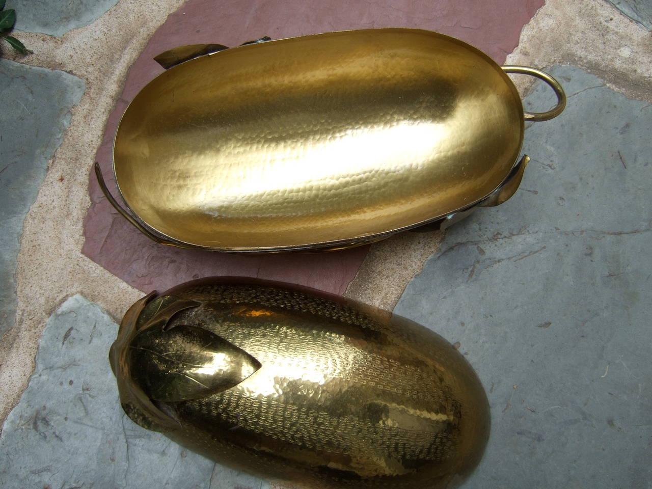 Avant-Garde Artisan Brass Metal Decorative Gourd Designed by Lavorazione Amano 1