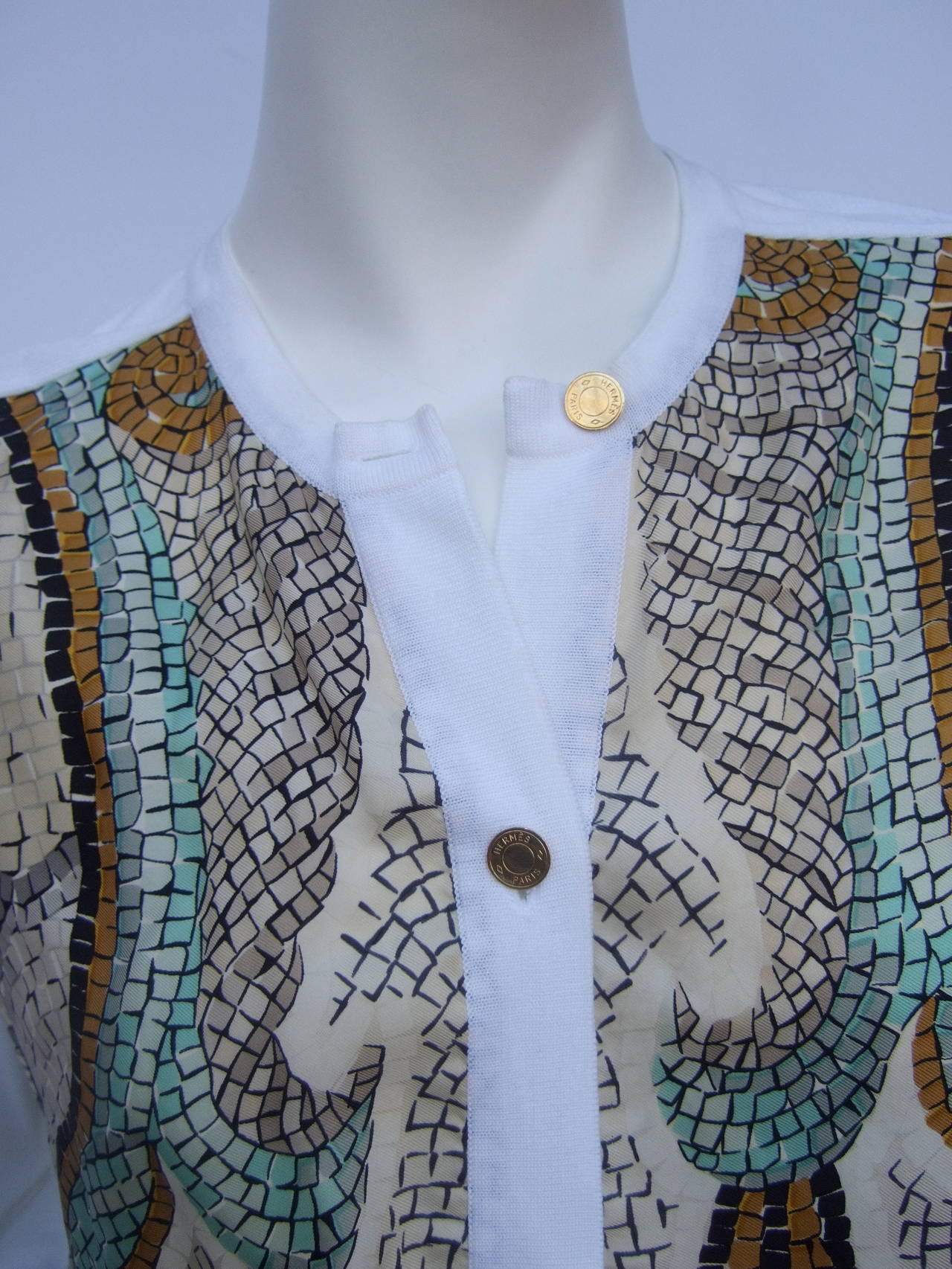 Hermes Paris Silk & Cotton Gilt Button Cardian Size 42 In Good Condition In University City, MO