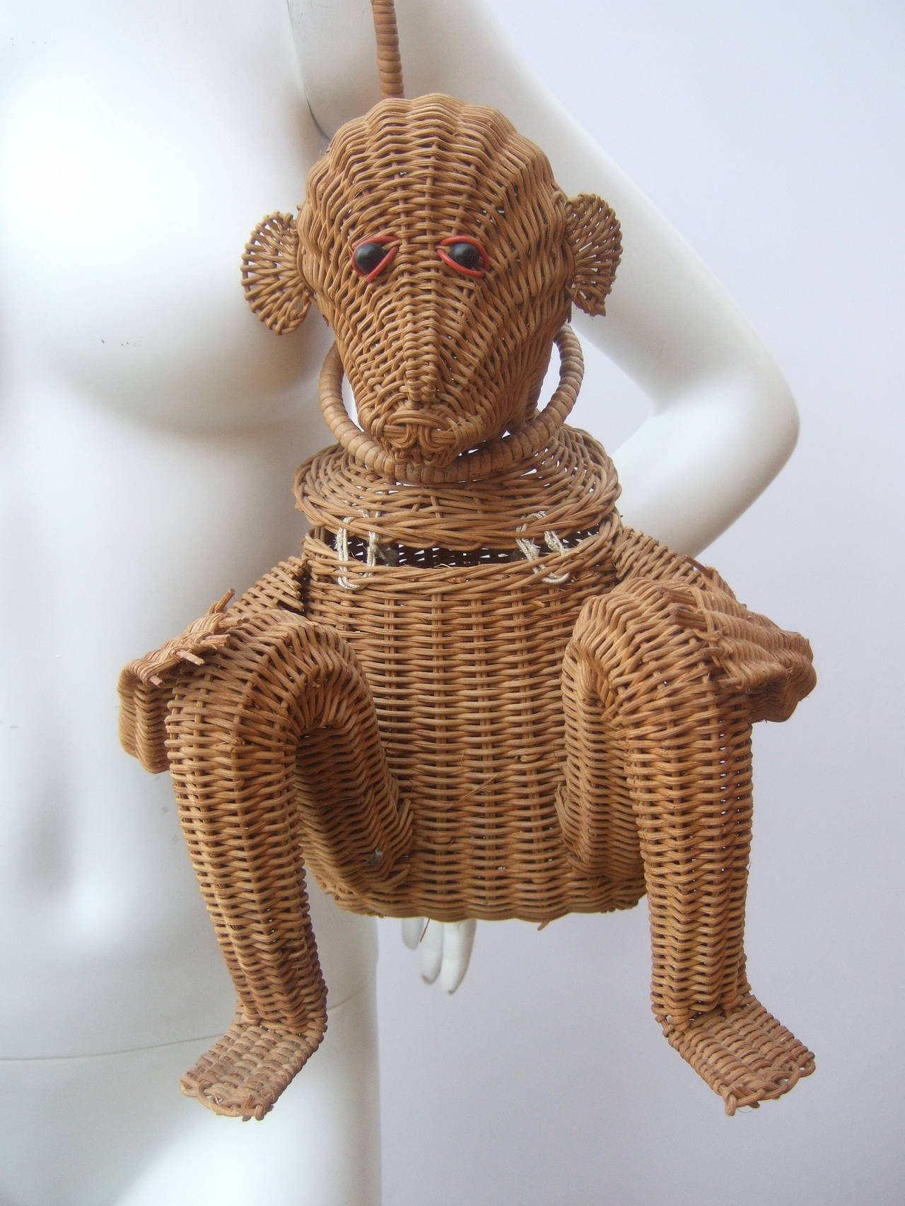 Whimsical Wicker Monkey Handbag c 1960 In Good Condition In University City, MO