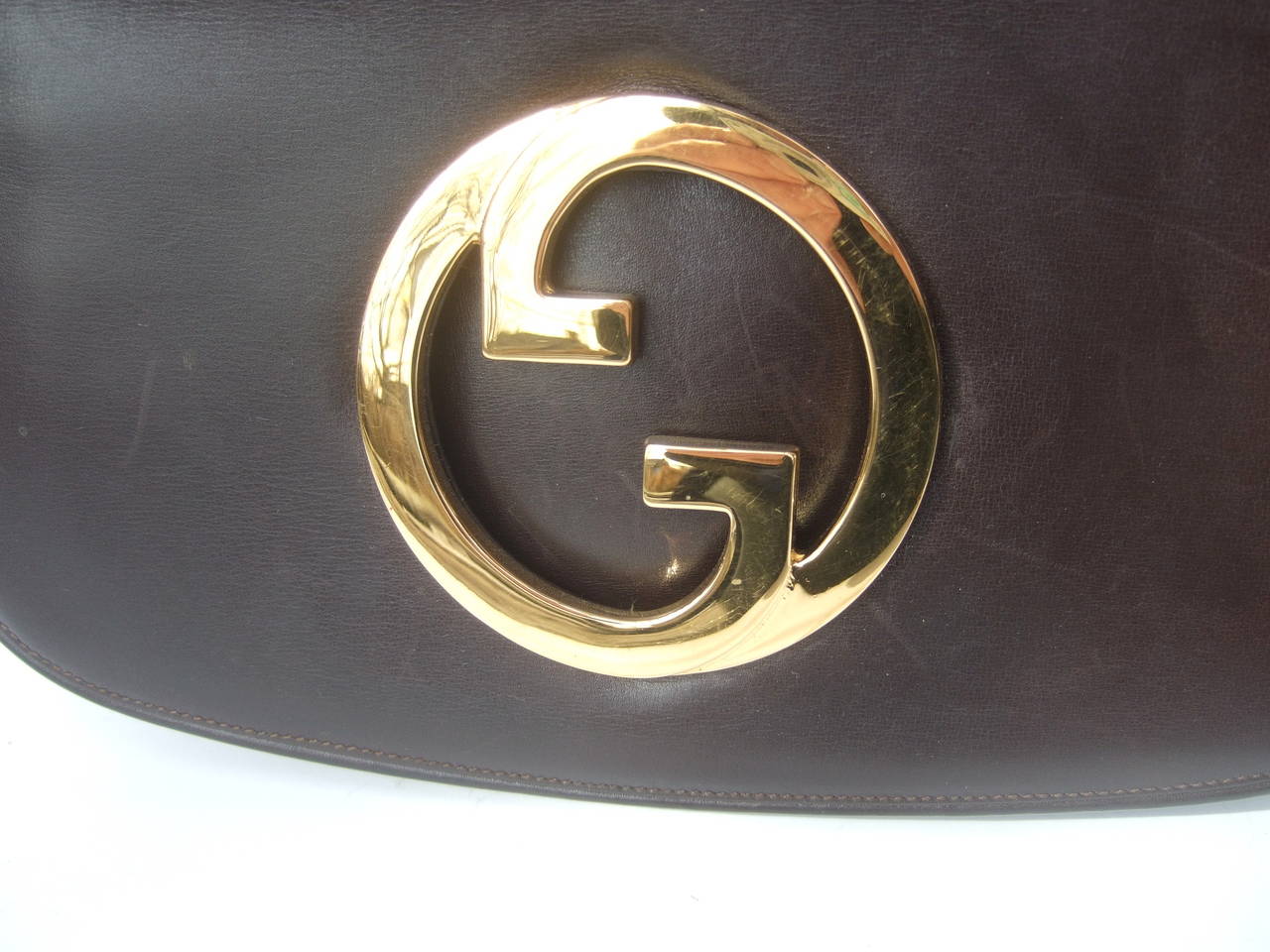 Gucci Iconic Chocolate Brown Leather Blondie Clutch c 1970 In Excellent Condition In University City, MO