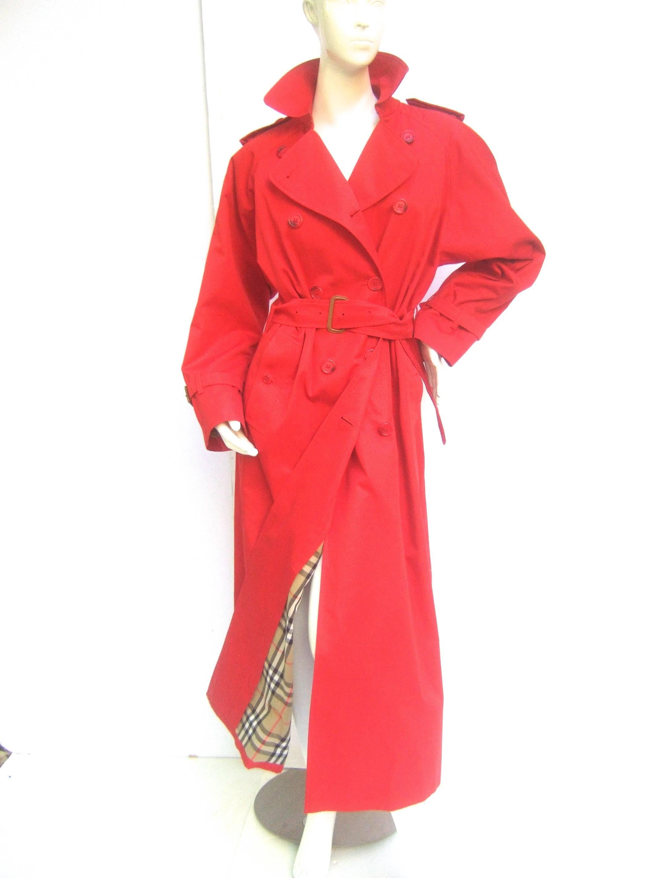 Burberry's Cherry Red Nova Plaid Trench Coat c 1990s In Excellent Condition In University City, MO