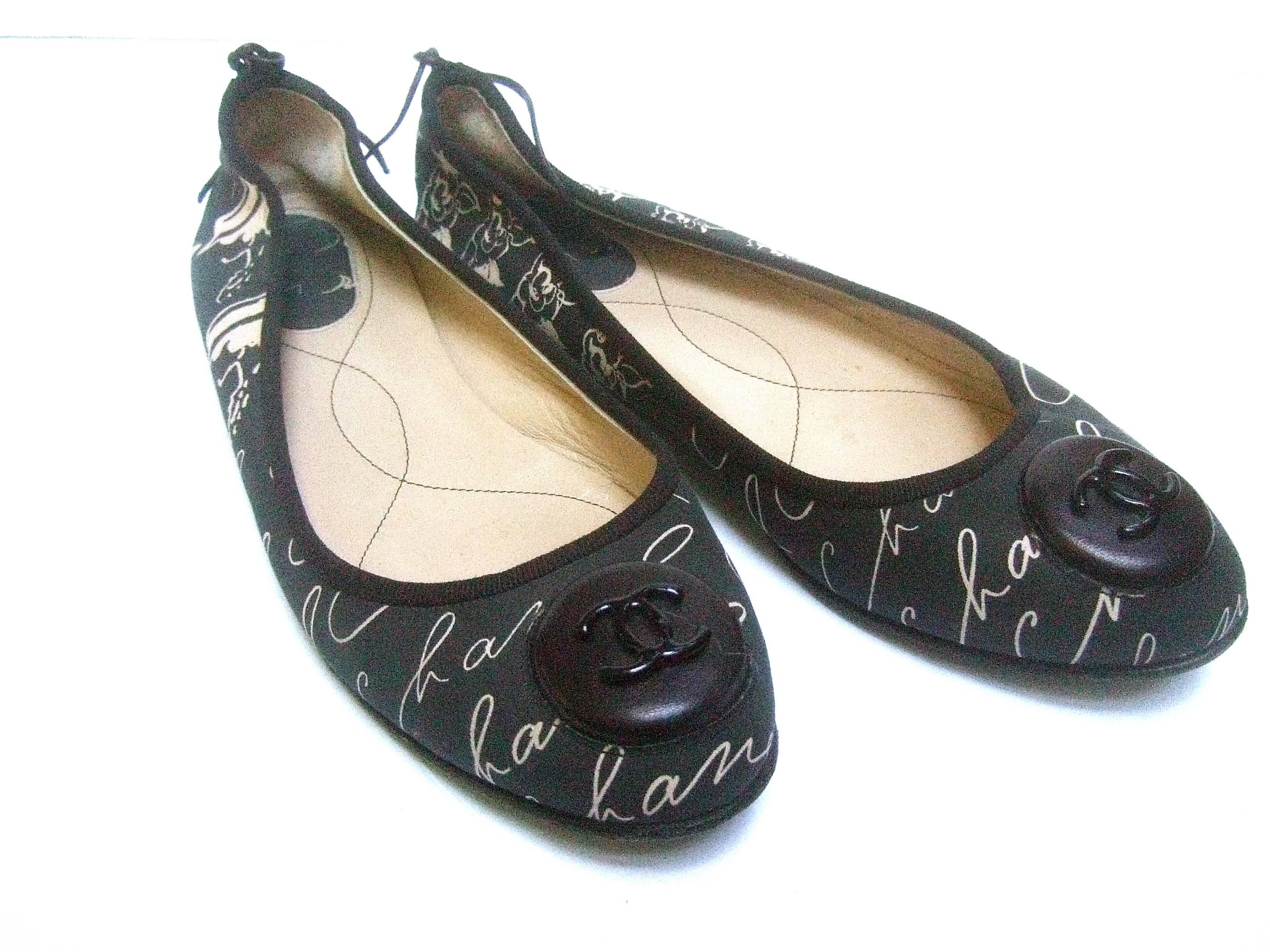 Chanel Iconic Italian Ballet Style Flats in Chanel Box U.S. 8  E.U. 38.5 In Good Condition In University City, MO