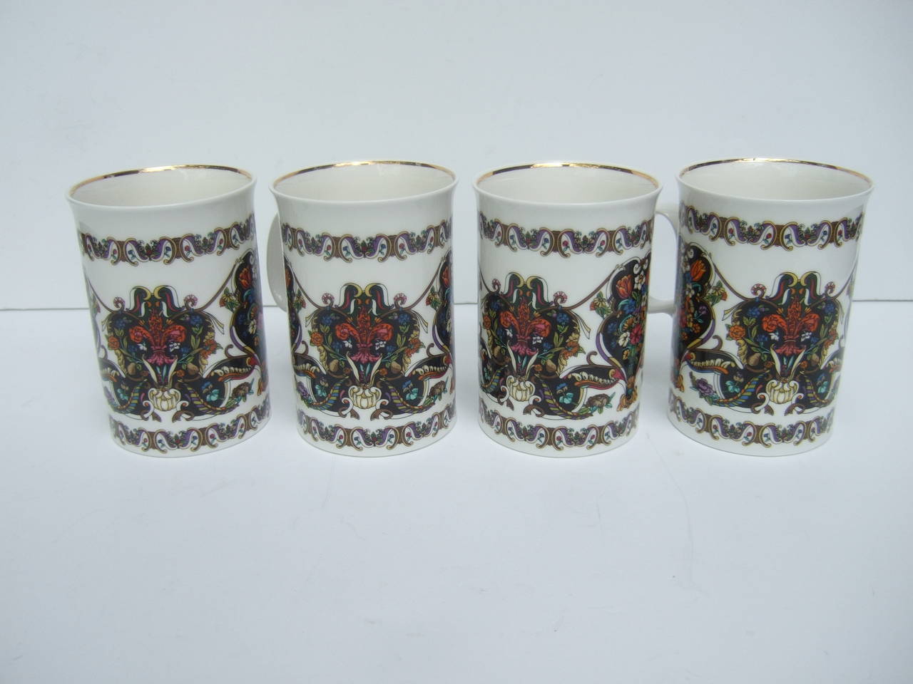 Women's Gucci Set of Four Porcelain Cups Made in England