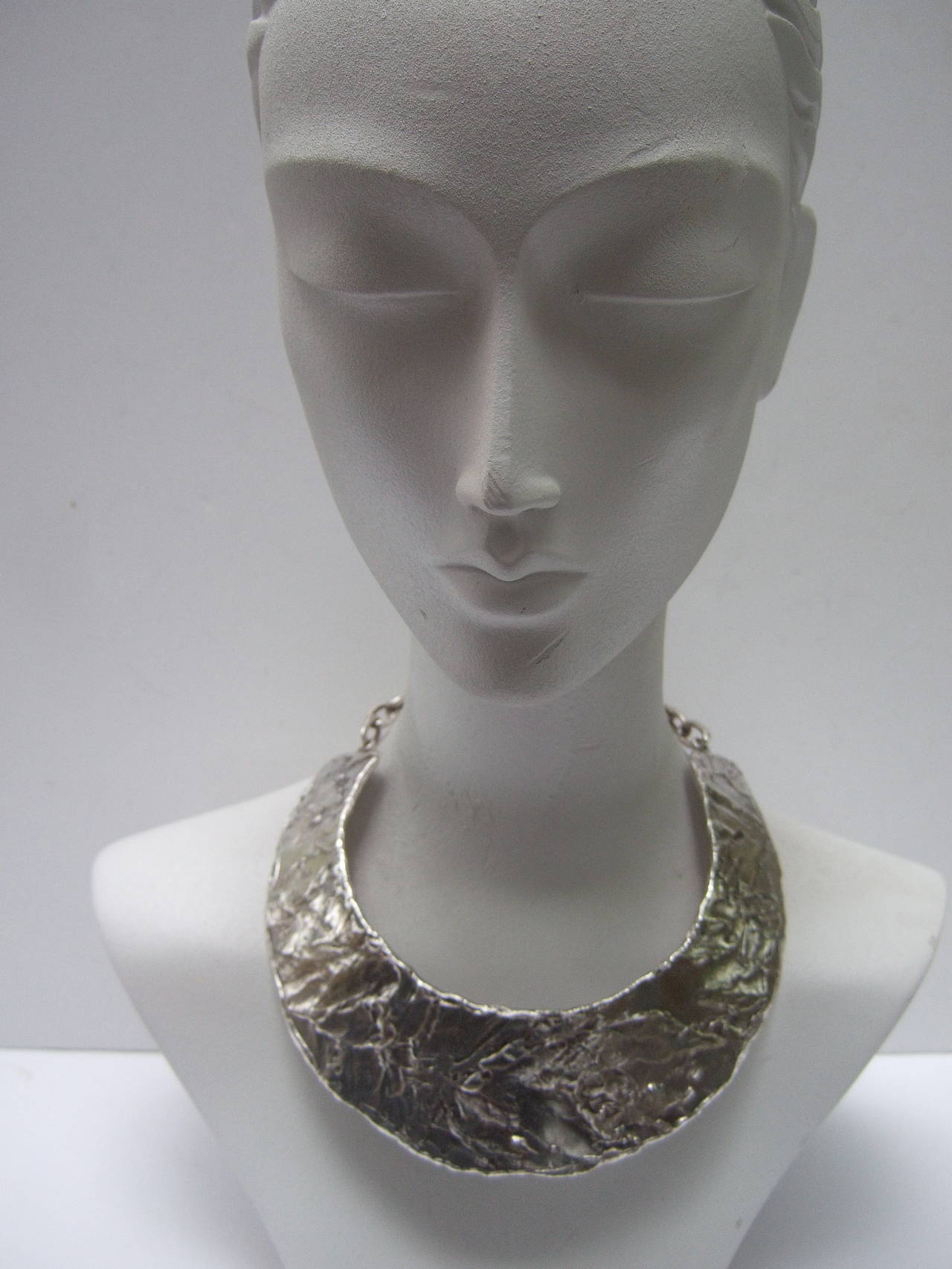 Modernist Style Hammered Metal Collar Necklace Designed by Biche de Bere Paris 1