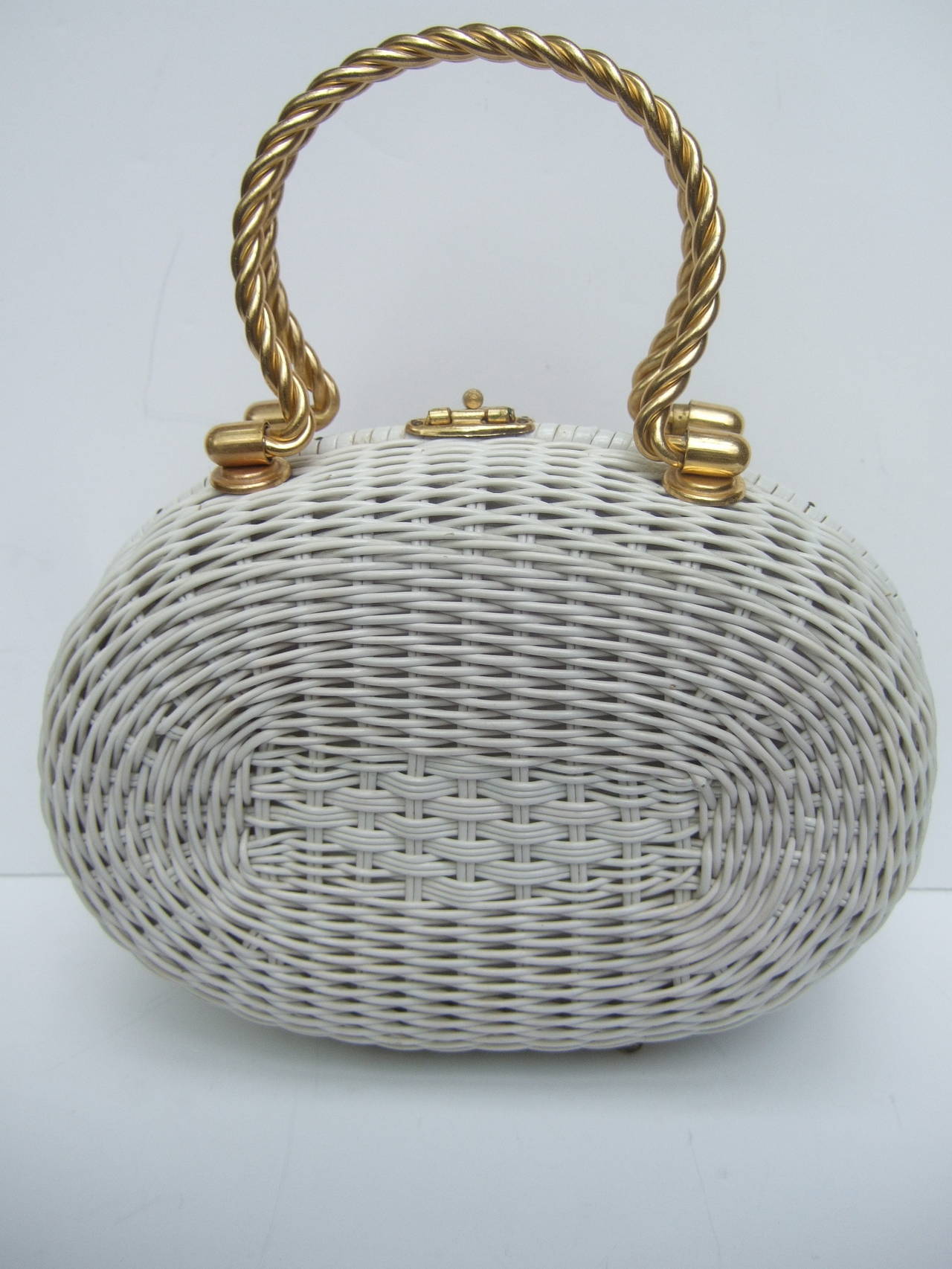 Posh Sea Shell White Wicker Retro Handbag c 1960 1