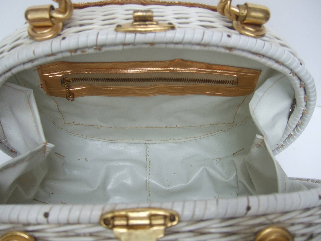 Posh Sea Shell White Wicker Retro Handbag c 1960 2