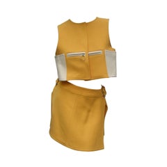 Courreges París Mod Conjunto de chaleco y falda de lana c 1970