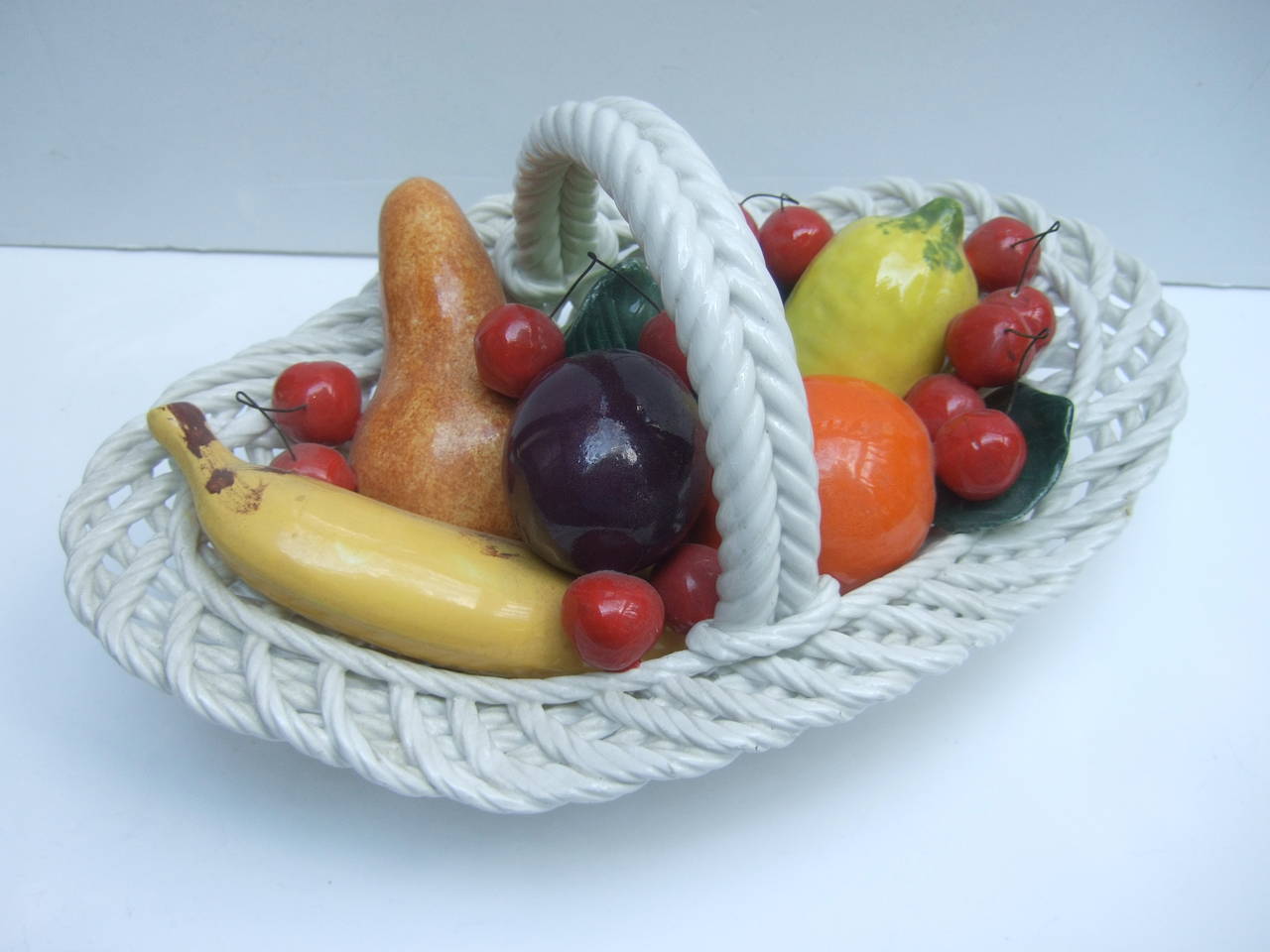 Porcelain Fruit Basket Designed by Capodimonte Made in Italy In Good Condition In University City, MO