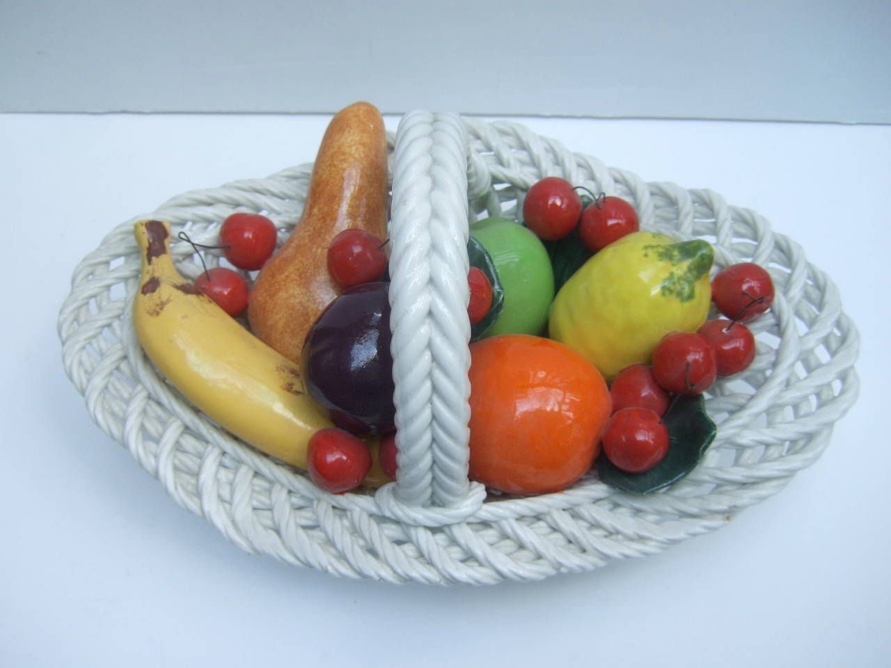 capodimonte fruit basket