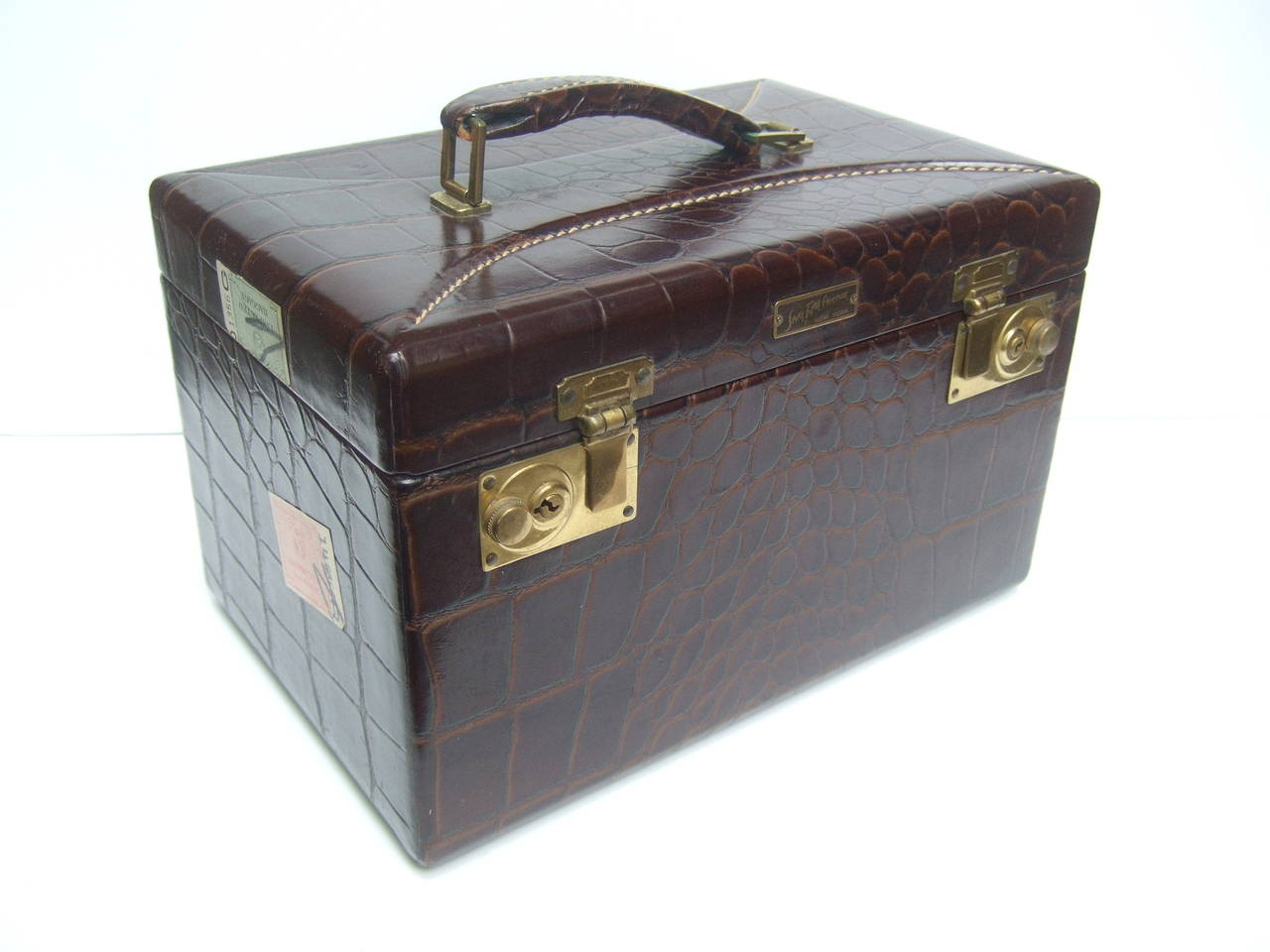 Saks Fifth Avenue Embossed Brown Leather Travel Case c 1960 In Good Condition In University City, MO