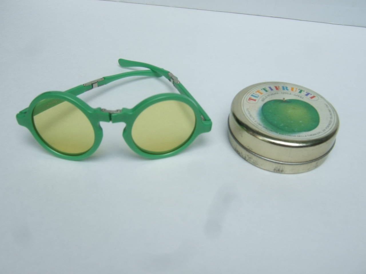 green retro sunglasses