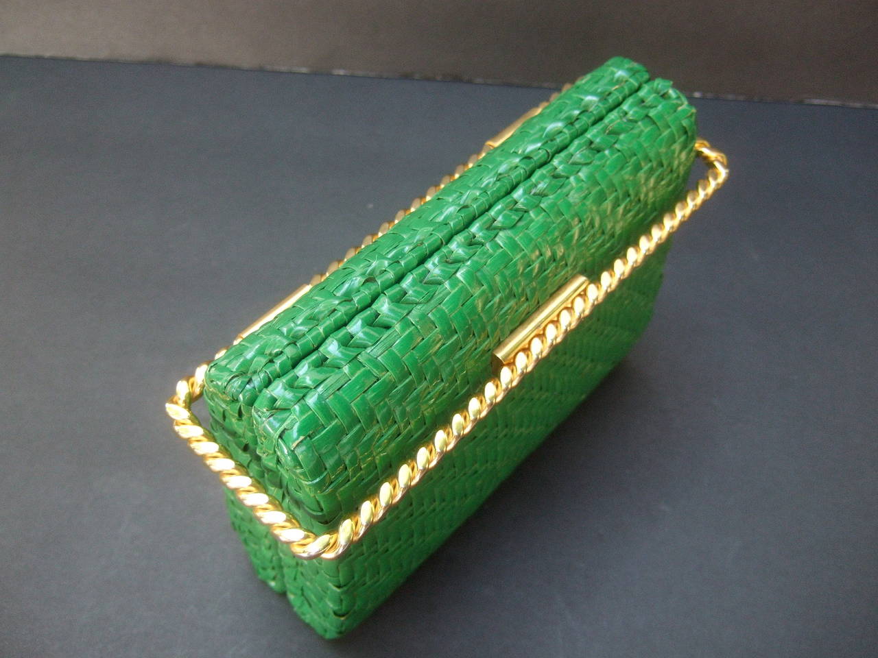 Women's Rodo Italy Emerald Green Gilt Trim Wicker Clutch c 1980