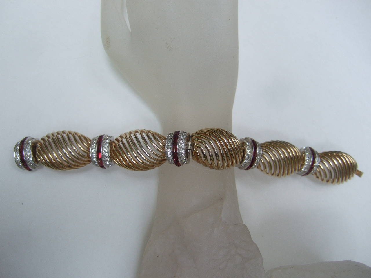 Art Deco Elegant Crystal Jeweled Gilt Metal Bracelet c 1950 For Sale 4