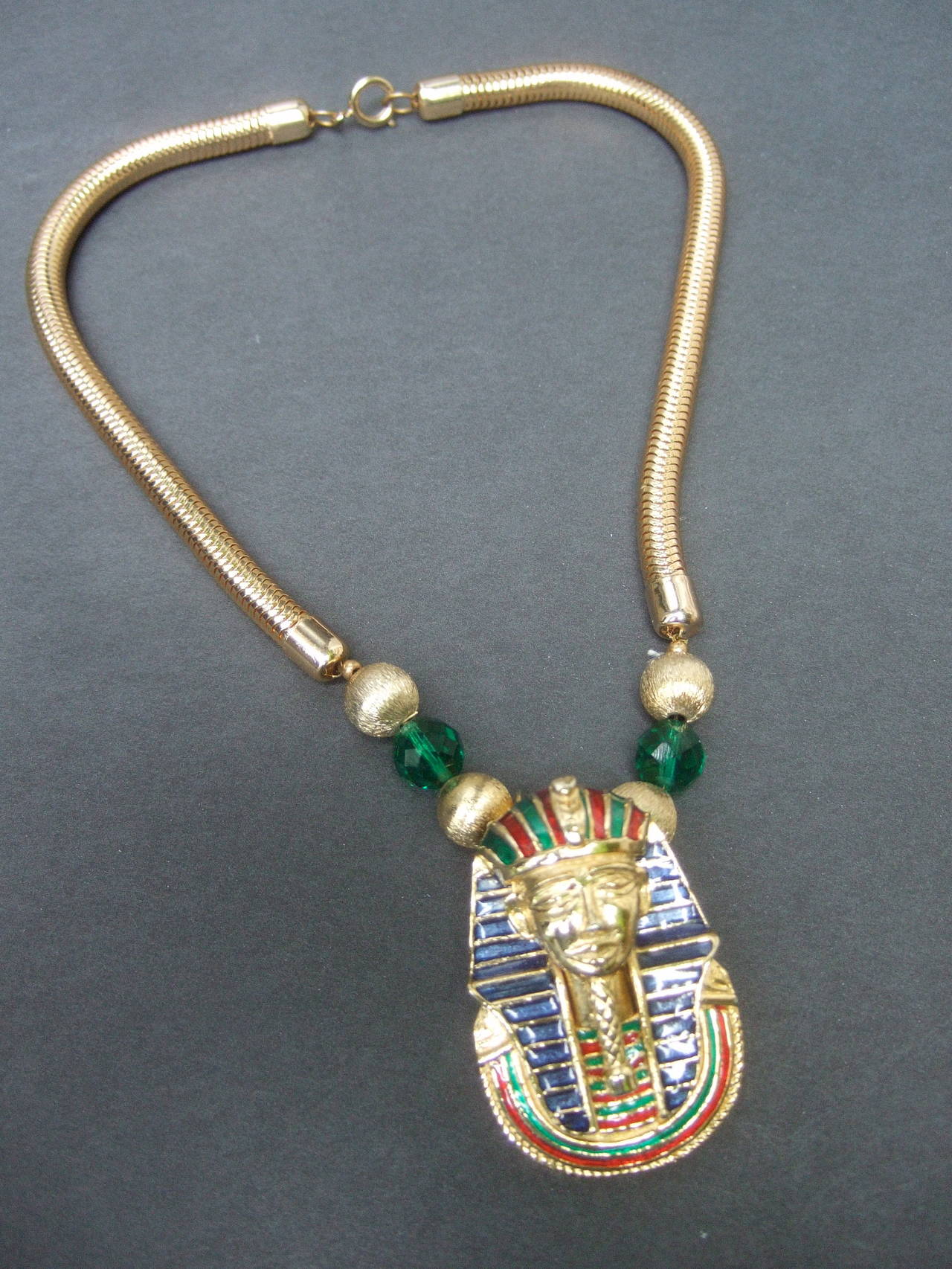 egyptian pharaoh jewelry