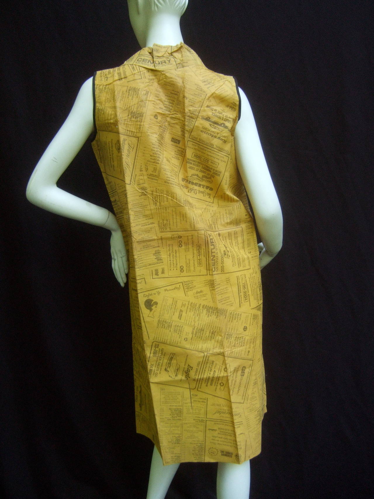 1960s Mod Avant Garde News Paper Sheath Dress In Fair Condition In University City, MO