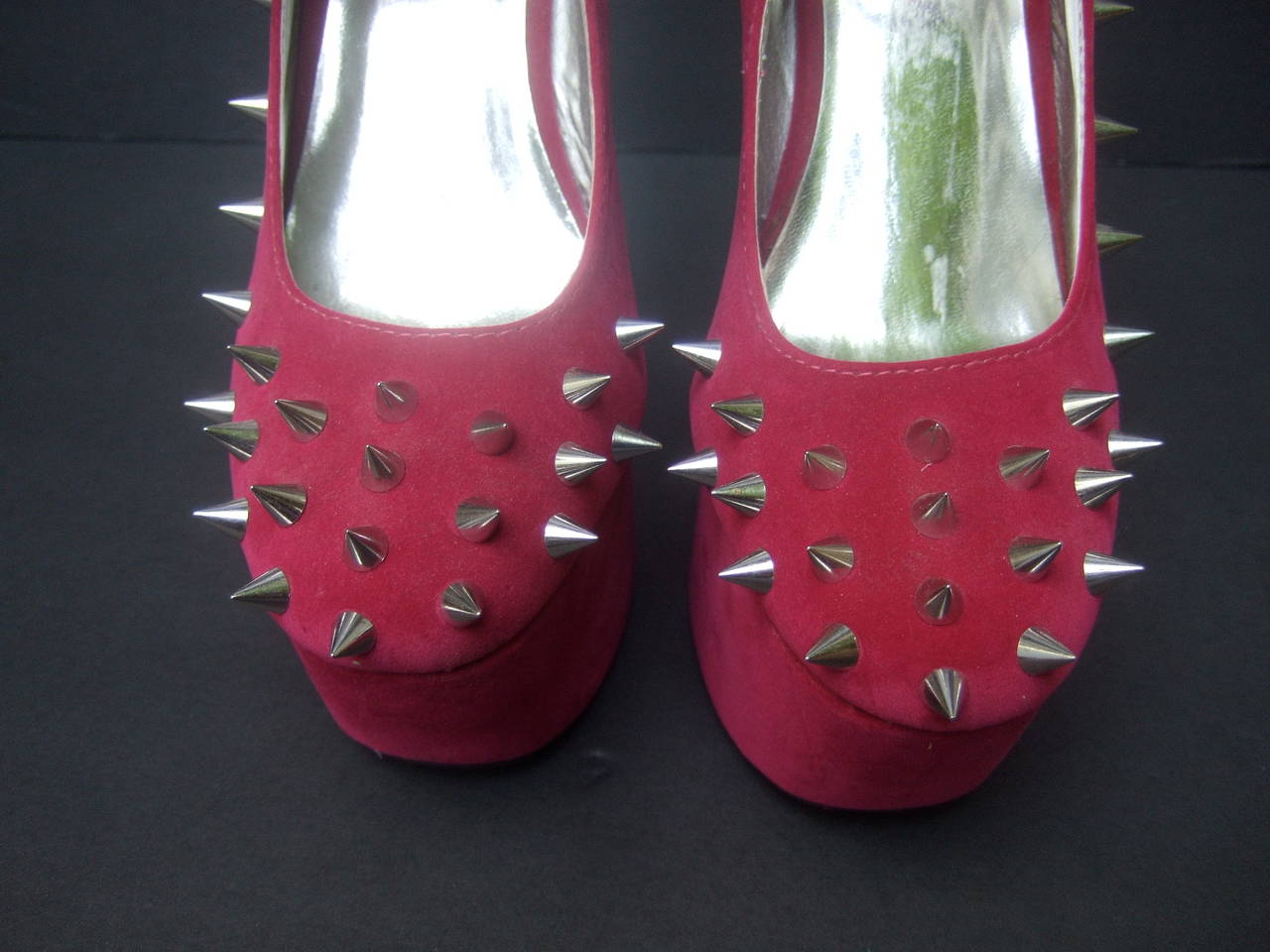Avant Garde Fucshia Velvet Spike Platform Shoes US Size 9 3