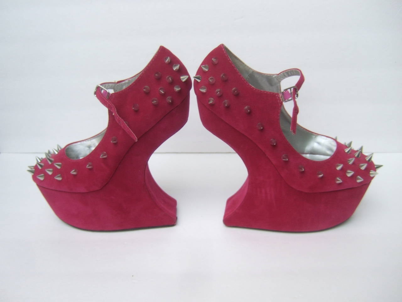 Avant Garde Fucshia Velvet Spike Platform Shoes US Size 9 2