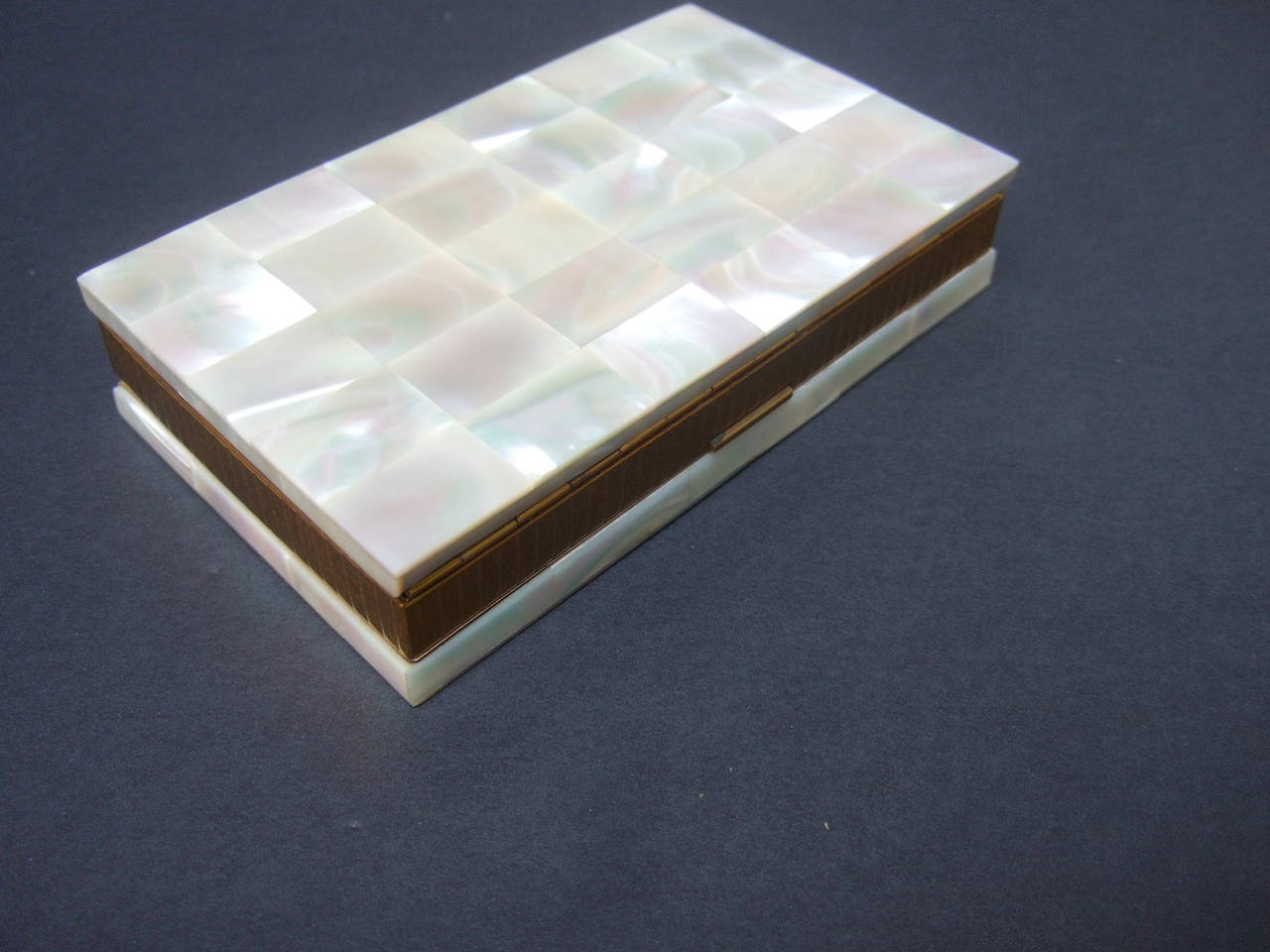 Opulent Mother of Pearl Compact Cigarette Case Clutch 6