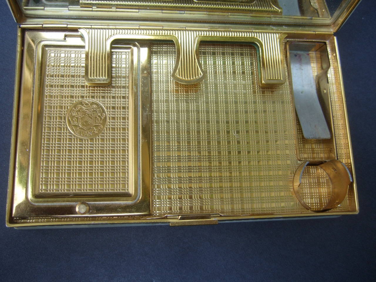 Opulent Mother of Pearl Compact Cigarette Case Clutch 3