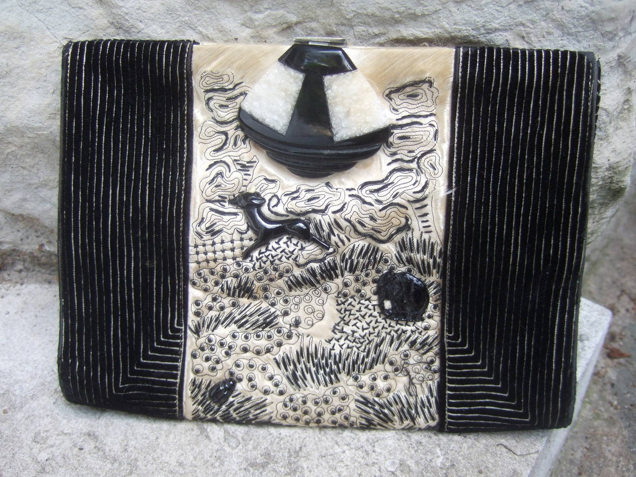 1920s Art Deco Exquisite Silk Emroidered Clutch 4