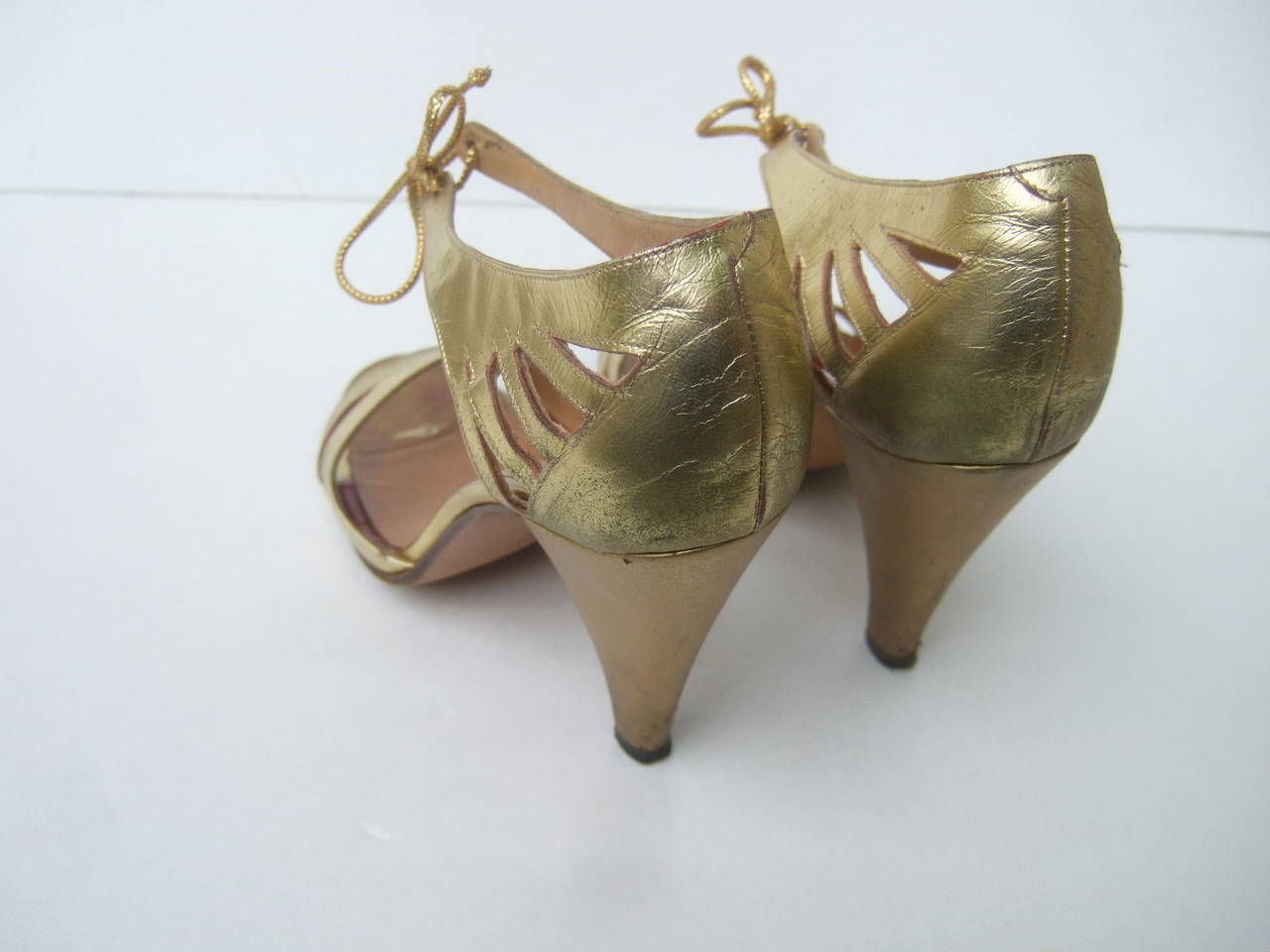 Women's Maud Frizon Paris Gold Leather Strappy Heels Made in Italy Size 37 1/2