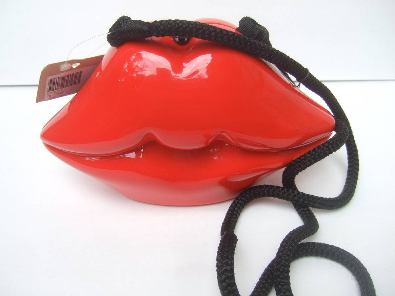 RESERVED SALE PENDING Timmy Woods Beverly Hills Red Enamel Lips Handbag c 1990s 6