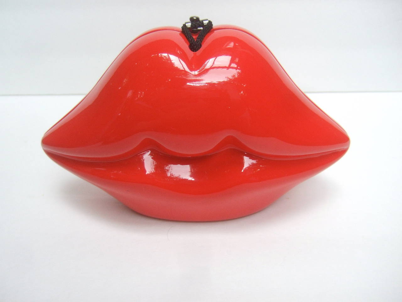 RESERVED SALE PENDING Timmy Woods Beverly Hills Red Enamel Lips Handbag c 1990s 3