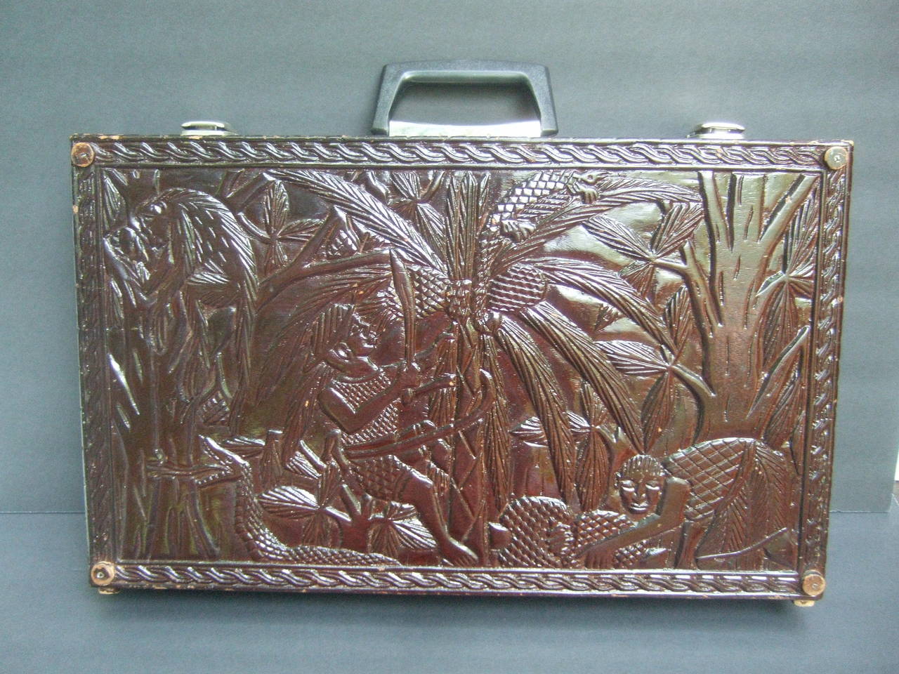 Exotic Wood Hand Carved Tropical Jungle Brief Case c 1970s 5