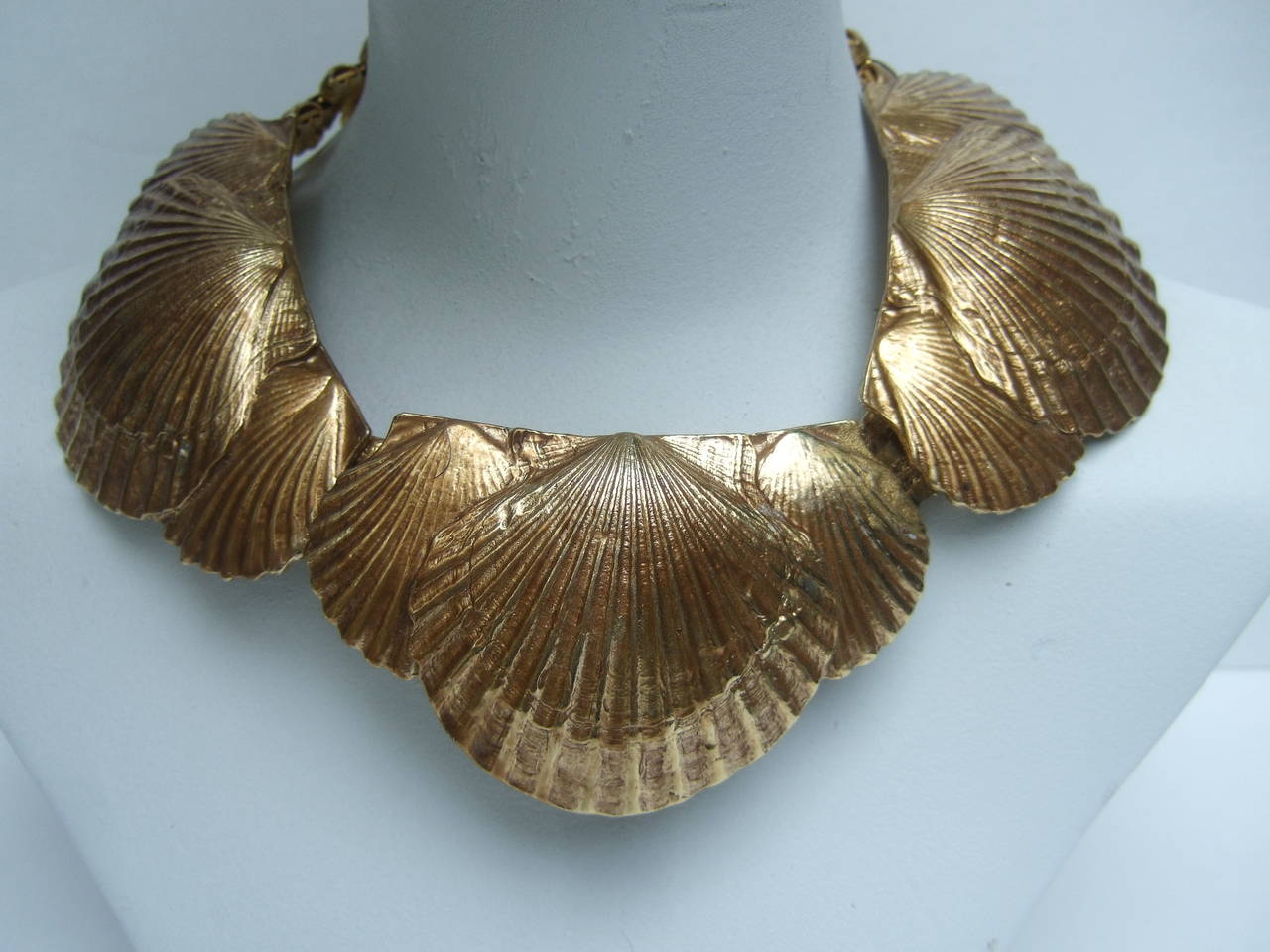 Magnificent Gilt Metal Scallop Shell Choker Necklace Attributed to Line Vautrin  1